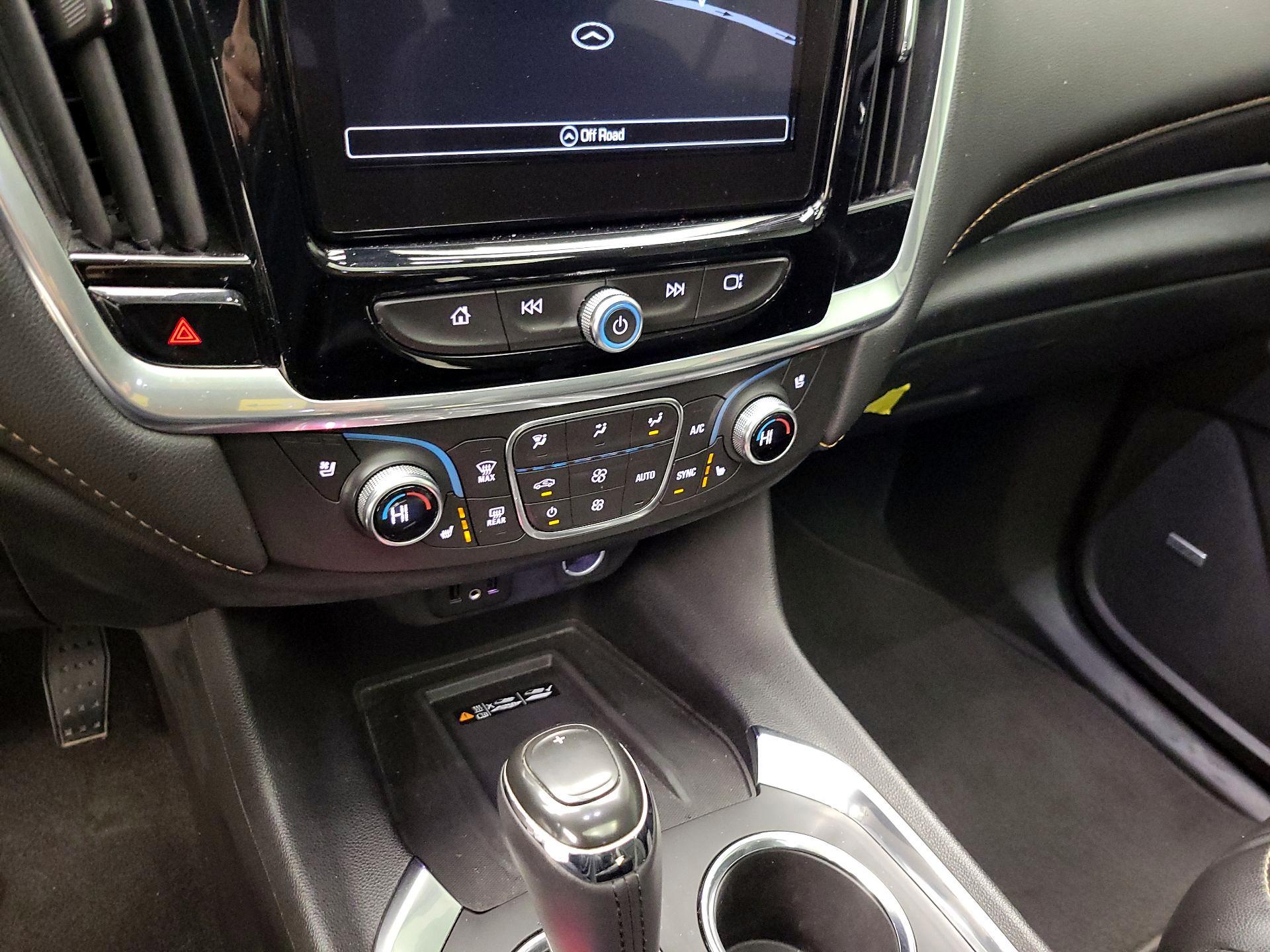 Thumbnail: 2019 Chevrolet Traverse - 17