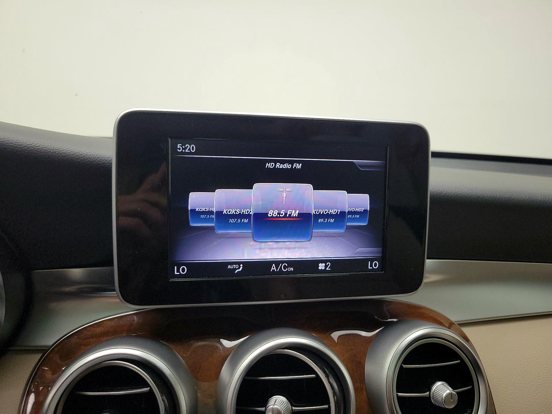 Thumbnail: 2019 Mercedes-Benz GLC - 15
