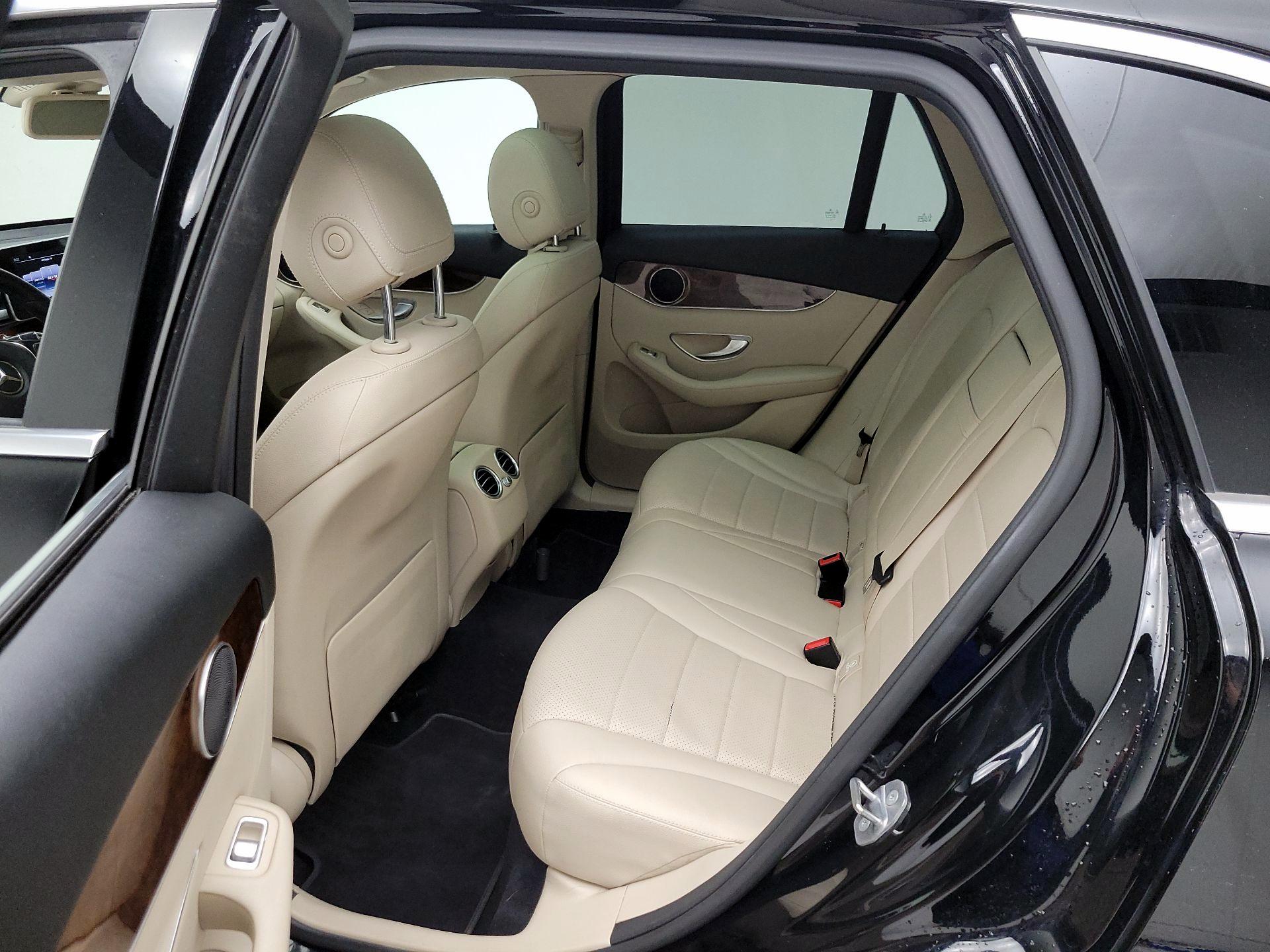 Thumbnail: 2019 Mercedes-Benz GLC - 20