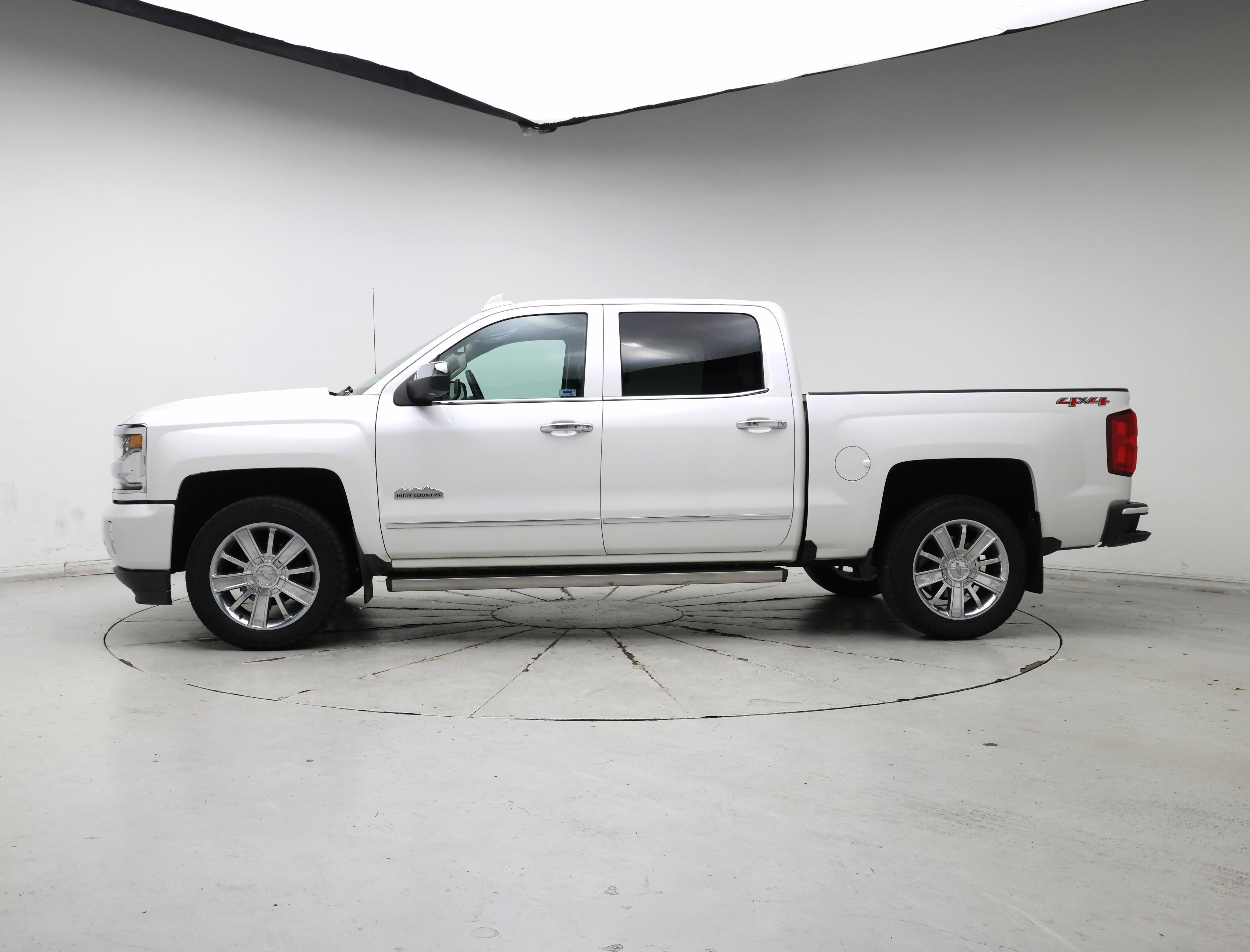 Thumbnail: 2017 Chevrolet Silverado 1500 - 3