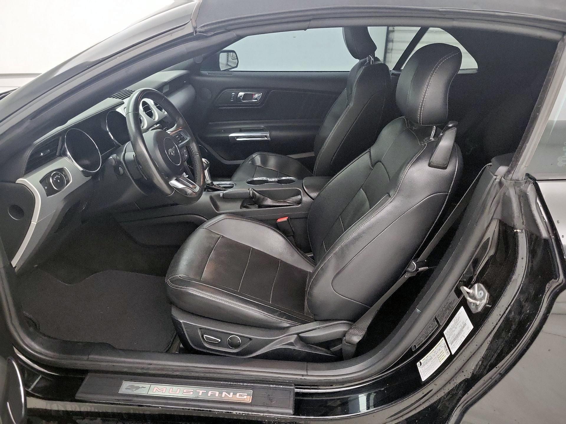 Thumbnail: 2017 Ford Mustang - 11