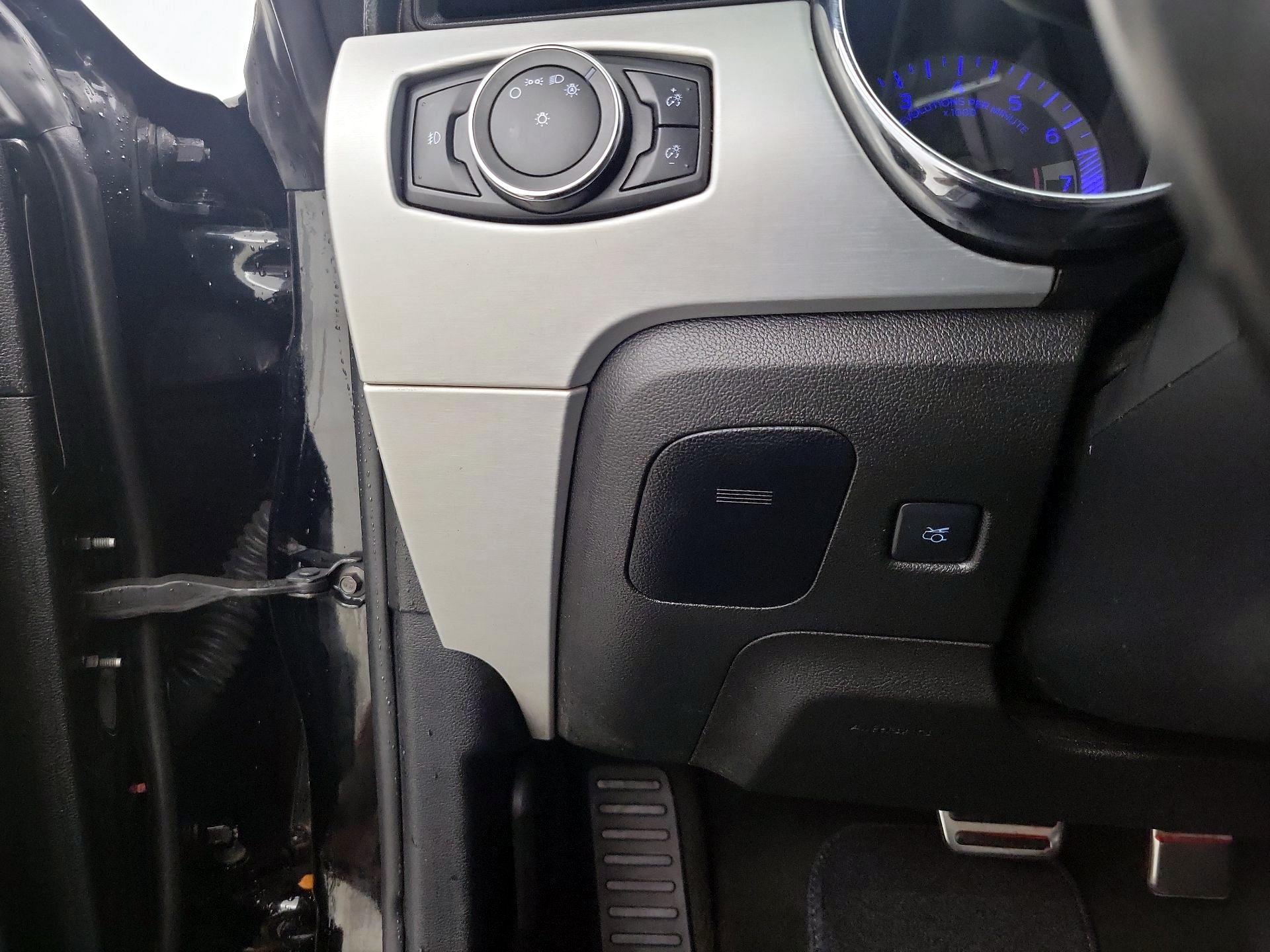 Thumbnail: 2017 Ford Mustang - 13