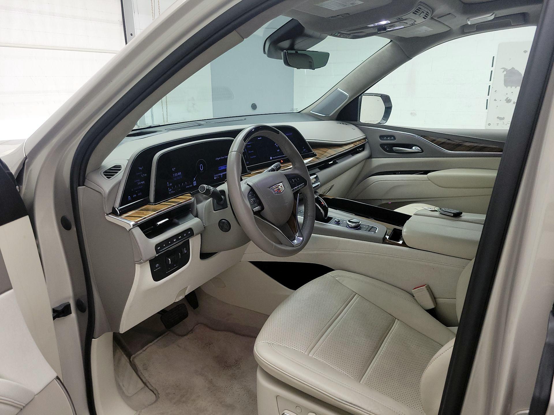 Thumbnail: 2023 Cadillac Escalade - 9