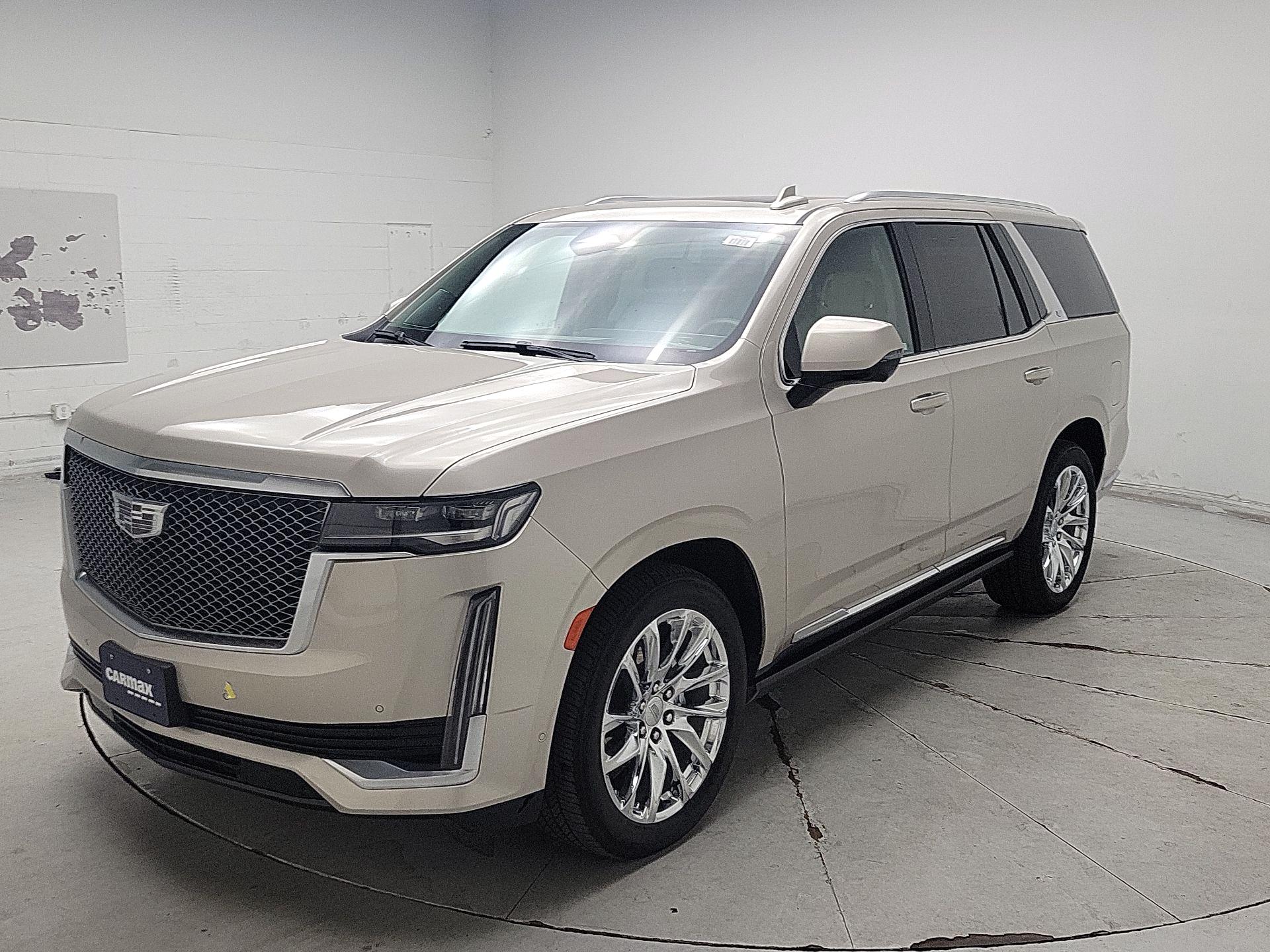 Thumbnail: 2023 Cadillac Escalade - 3