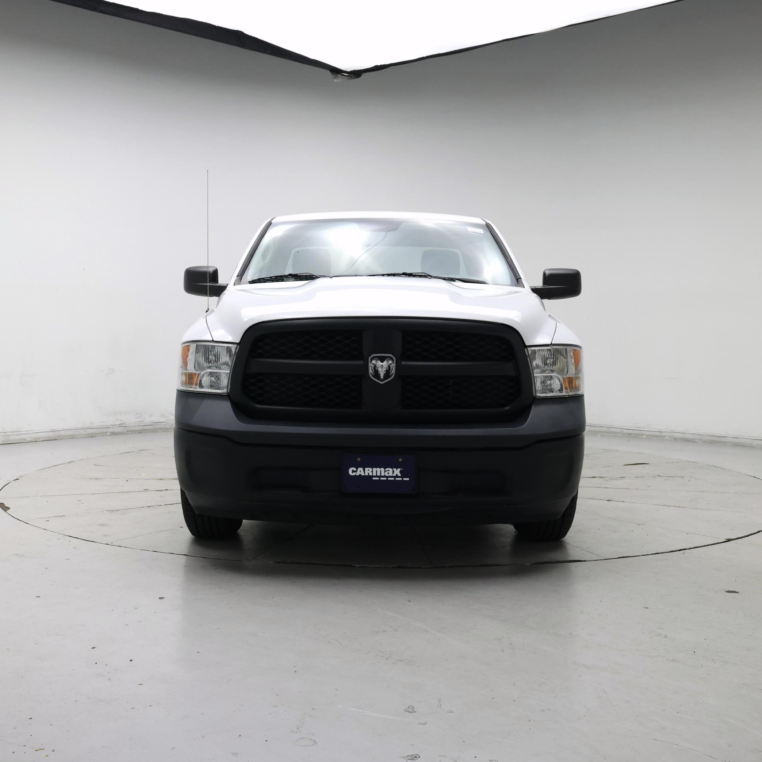 Thumbnail: 2019 RAM 1500 Classic - 5