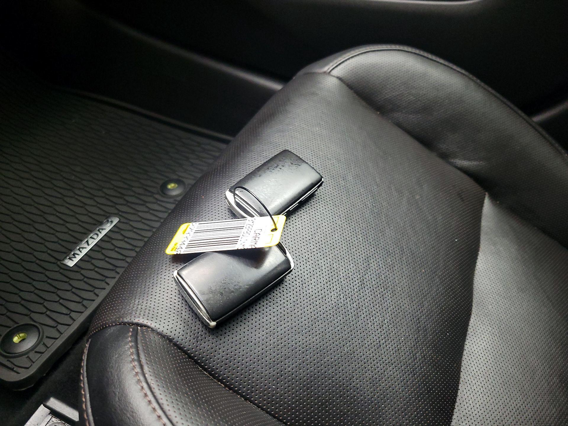 Thumbnail: 2022 Mazda Mazda3 - 20