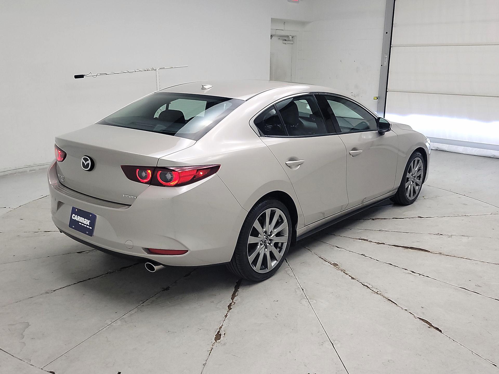 Thumbnail: 2022 Mazda Mazda3 - 5