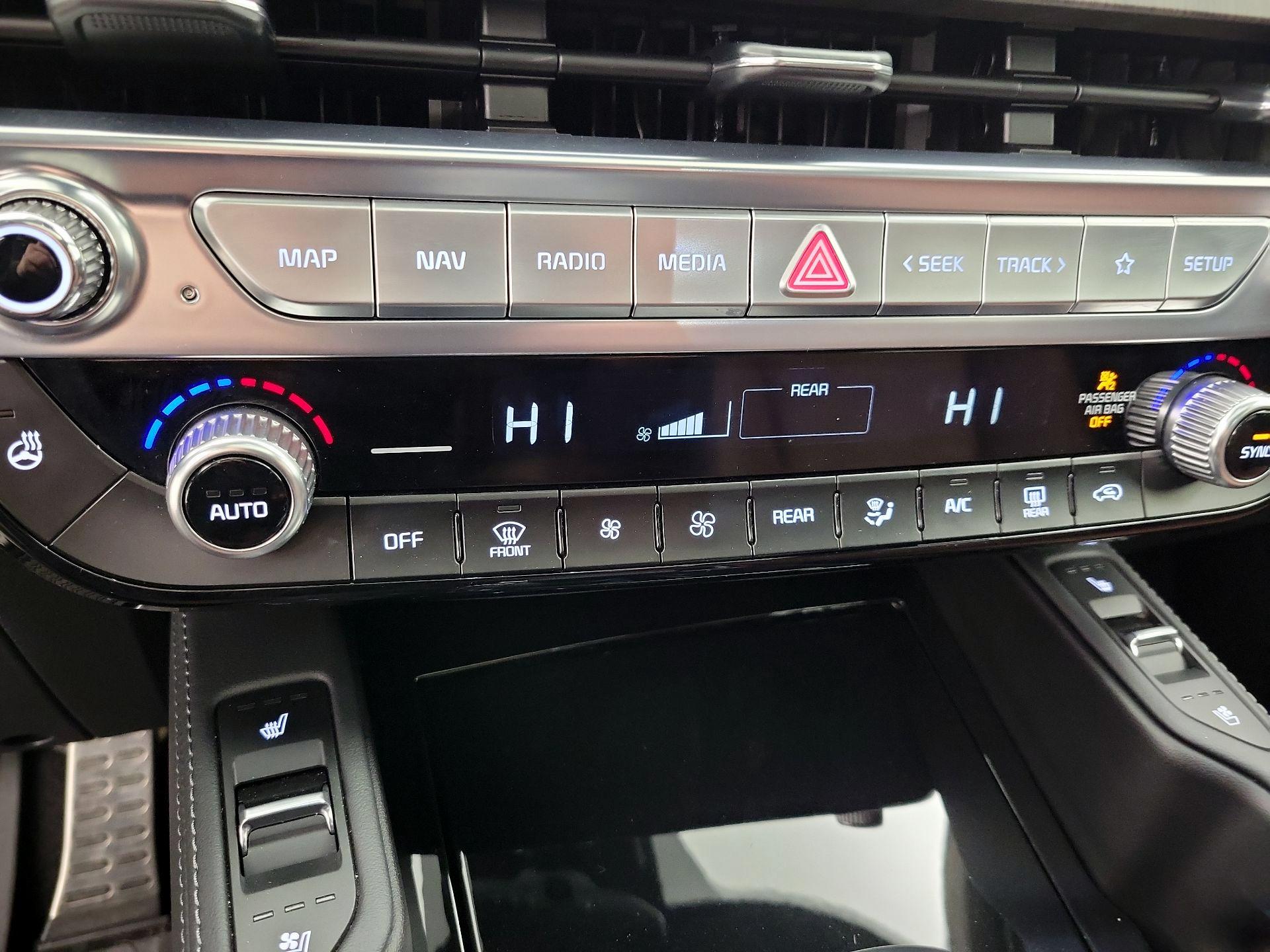 Thumbnail: 2024 Kia Telluride - 17