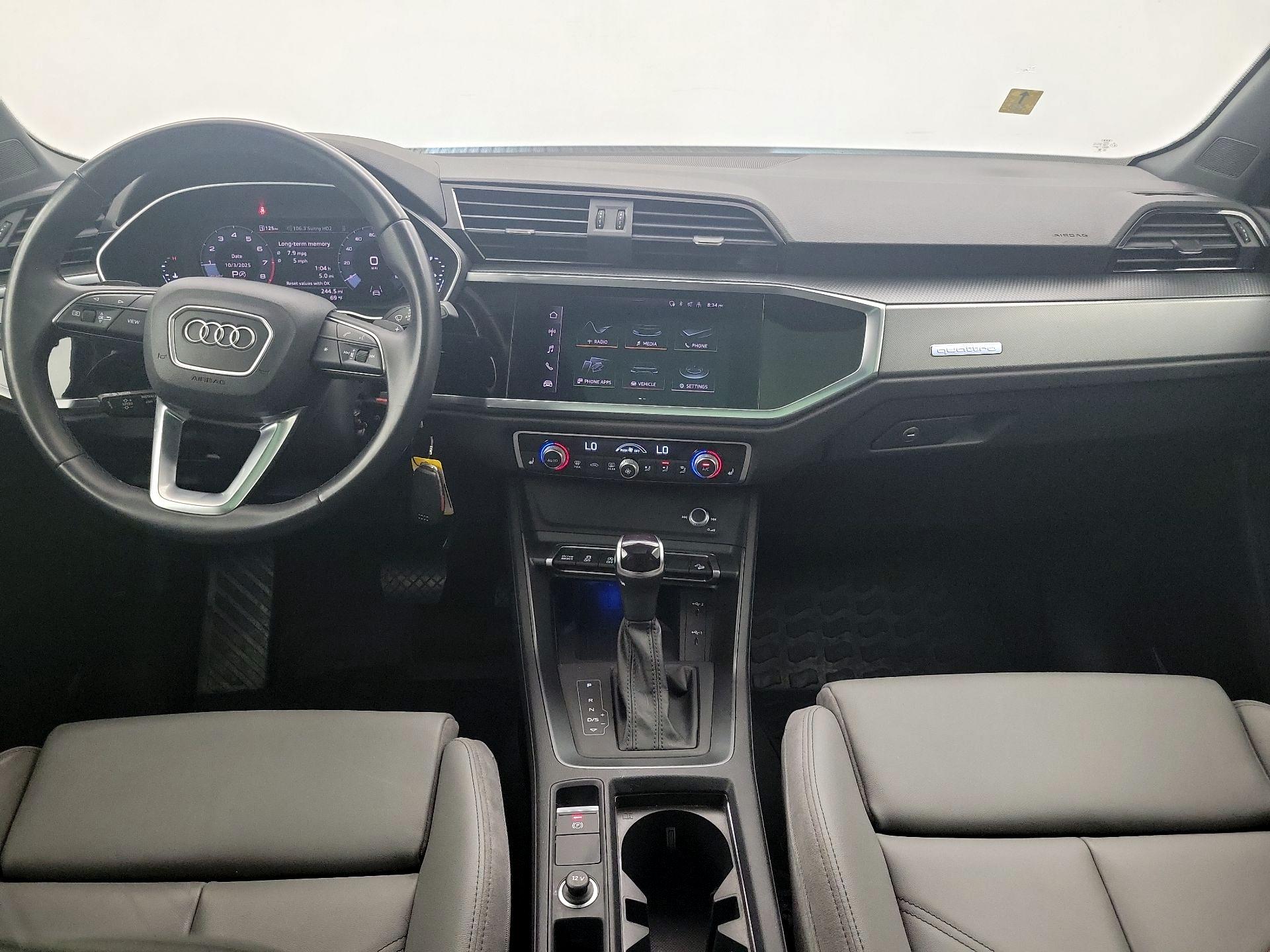 Thumbnail: 2022 Audi Q3 - 9