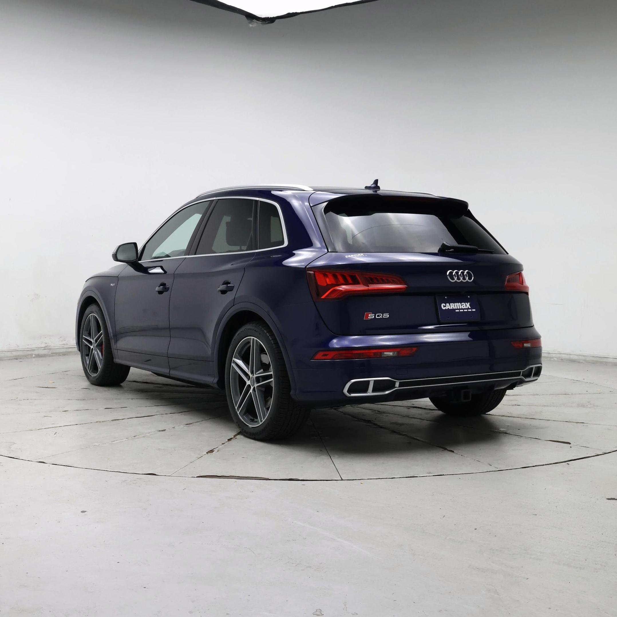 Thumbnail: 2018 Audi SQ5 - 2