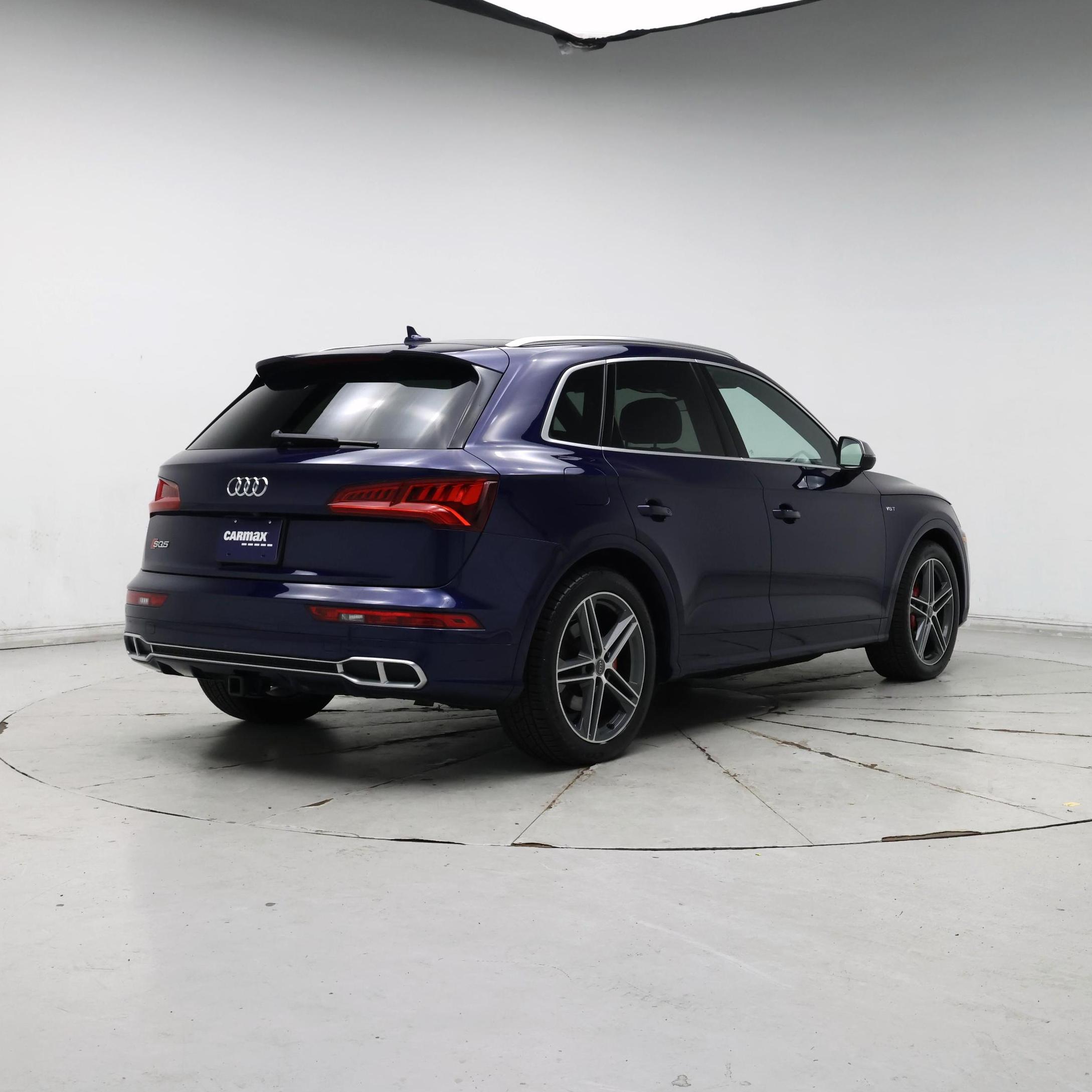 Thumbnail: 2018 Audi SQ5 - 8