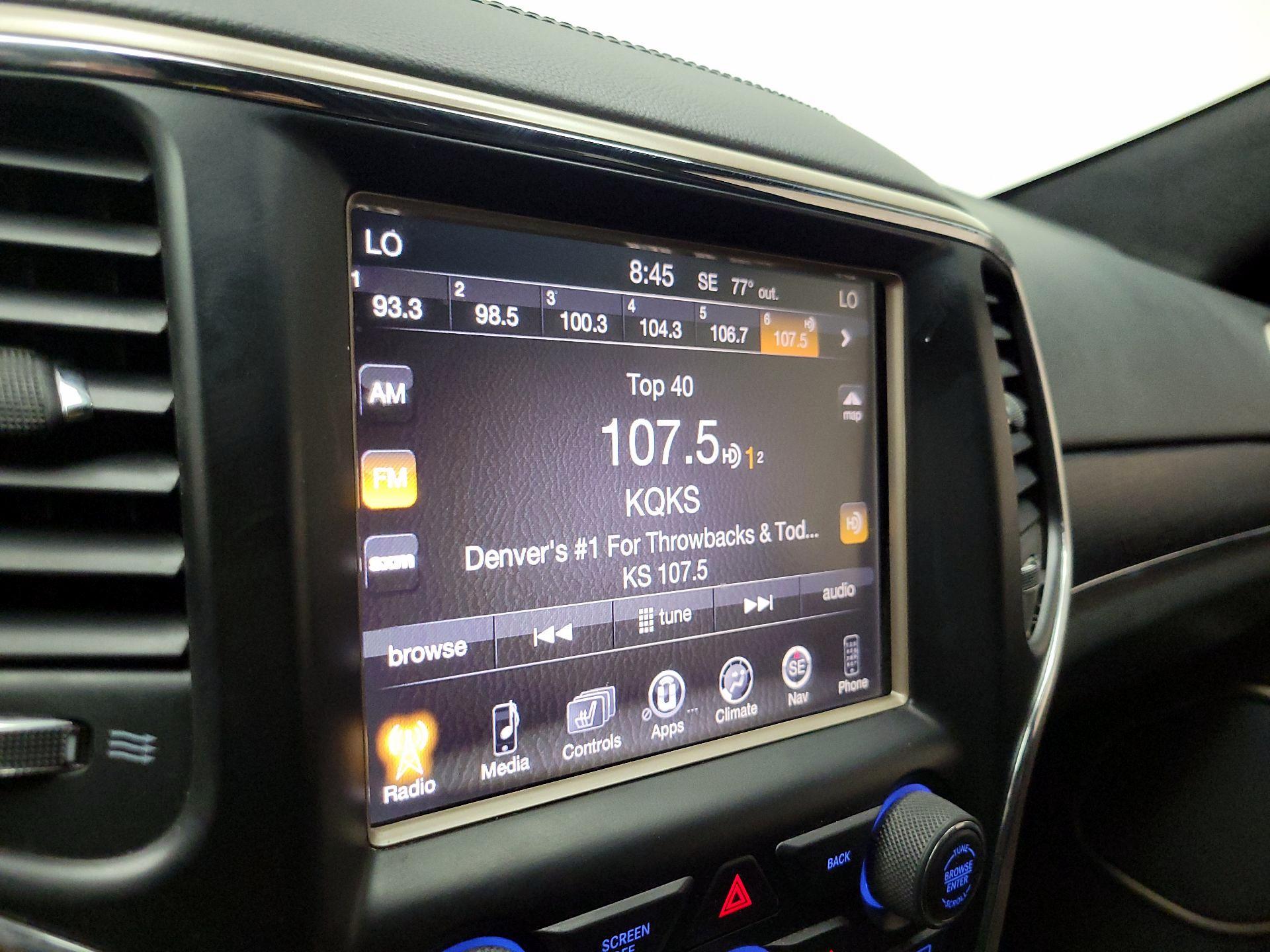 Thumbnail: 2014 Jeep Grand Cherokee - 16