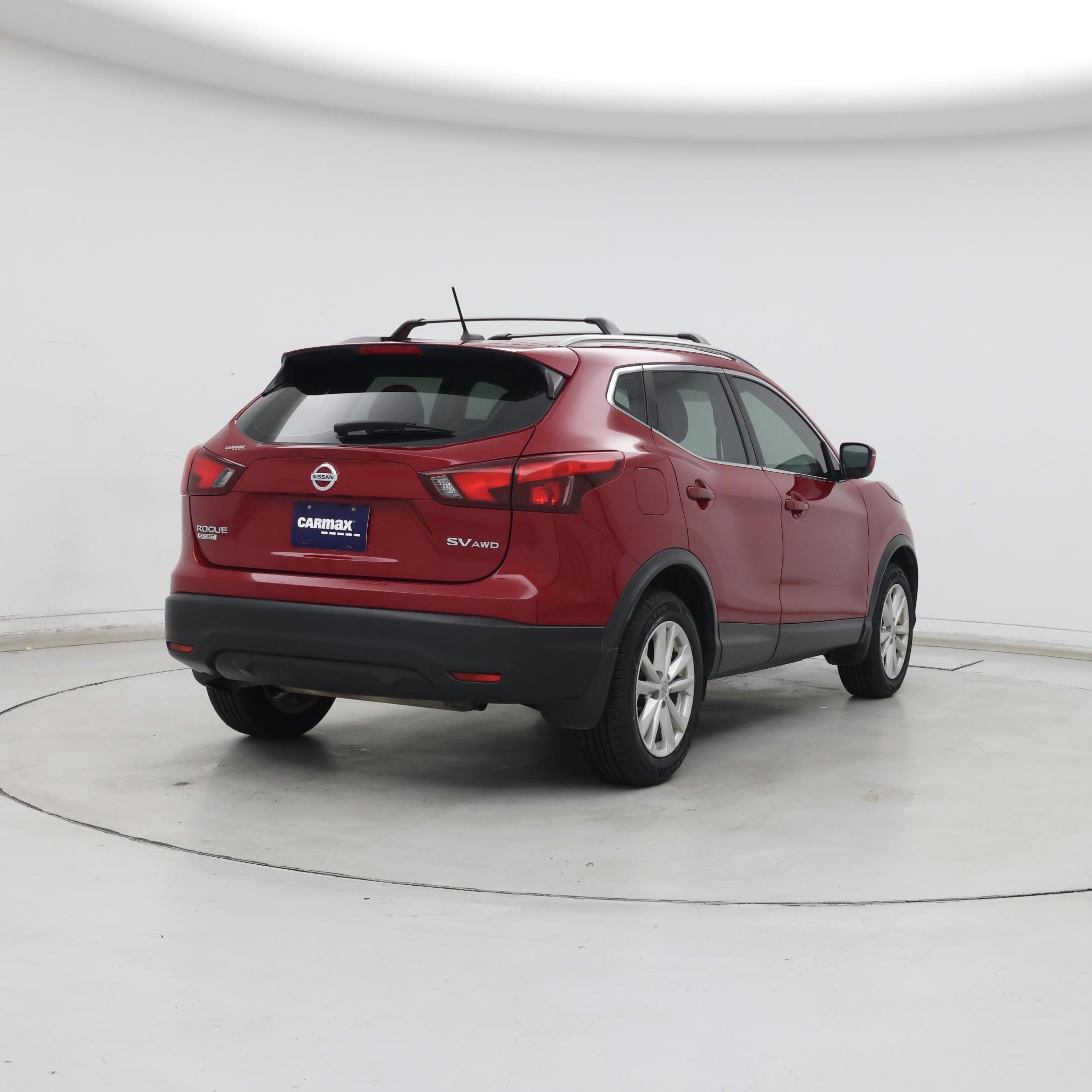 Thumbnail: 2017 Nissan Rogue Sport - 8