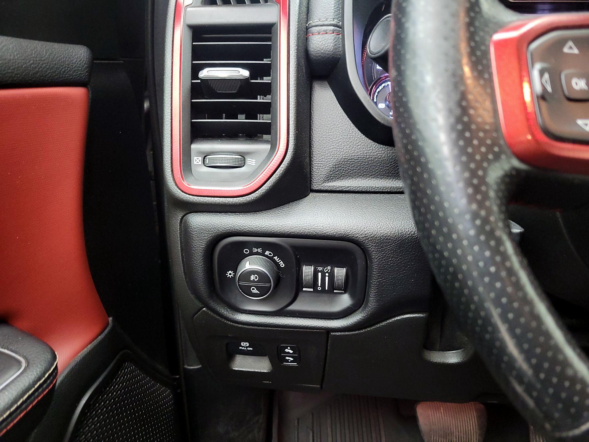 Thumbnail: 2019 RAM 1500 - 13