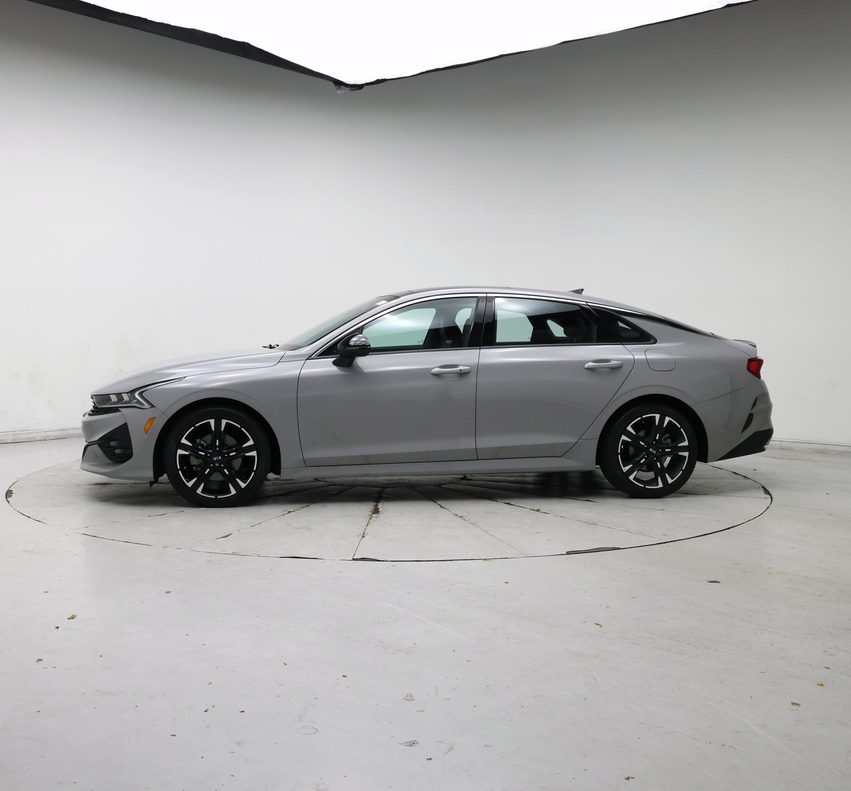 Thumbnail: 2021 Kia K5 - 3