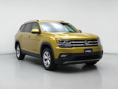 Gold 2018 Volkswagen Atlas SE w/Tech