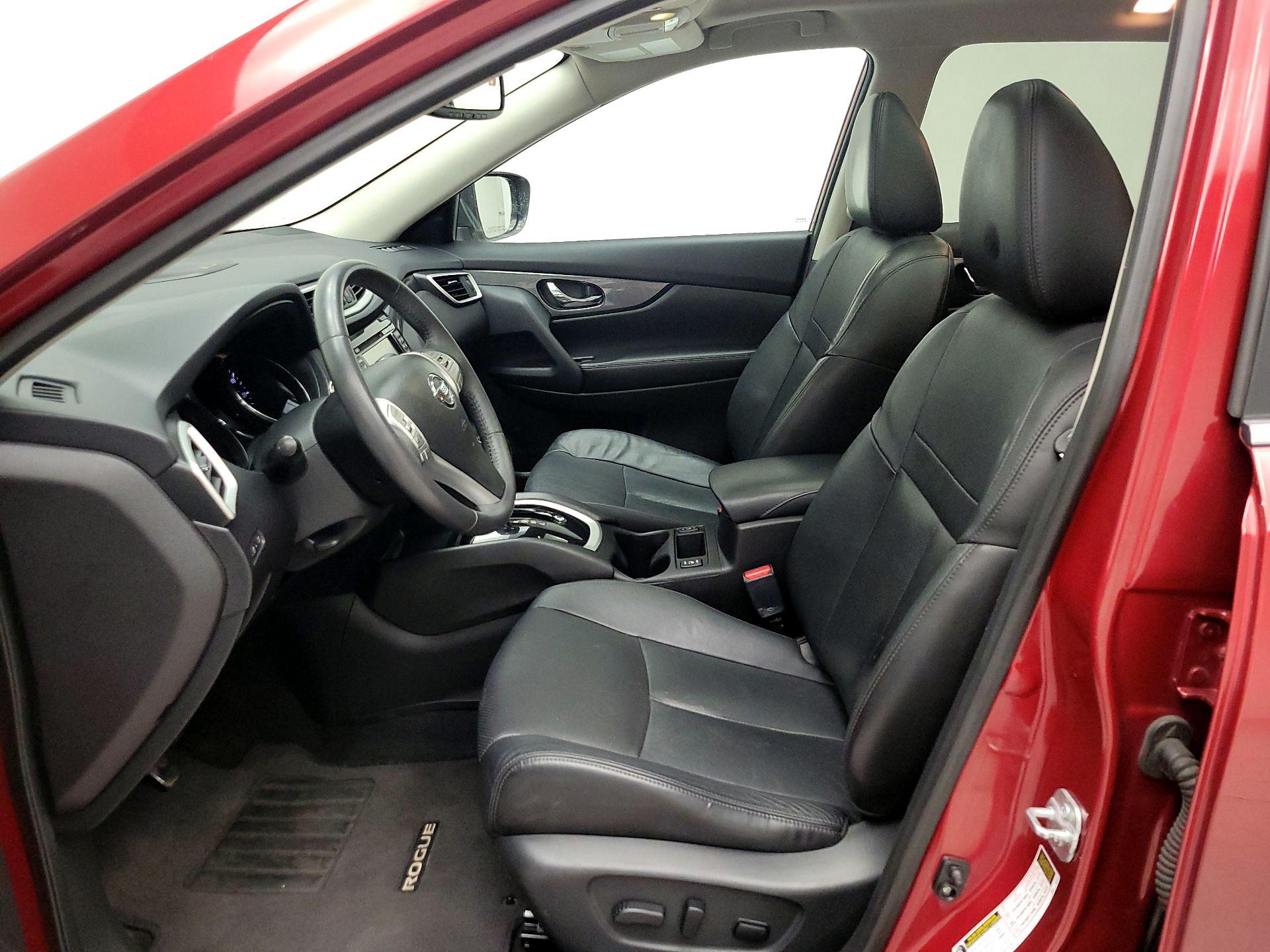 Thumbnail: 2015 Nissan Rogue - 11