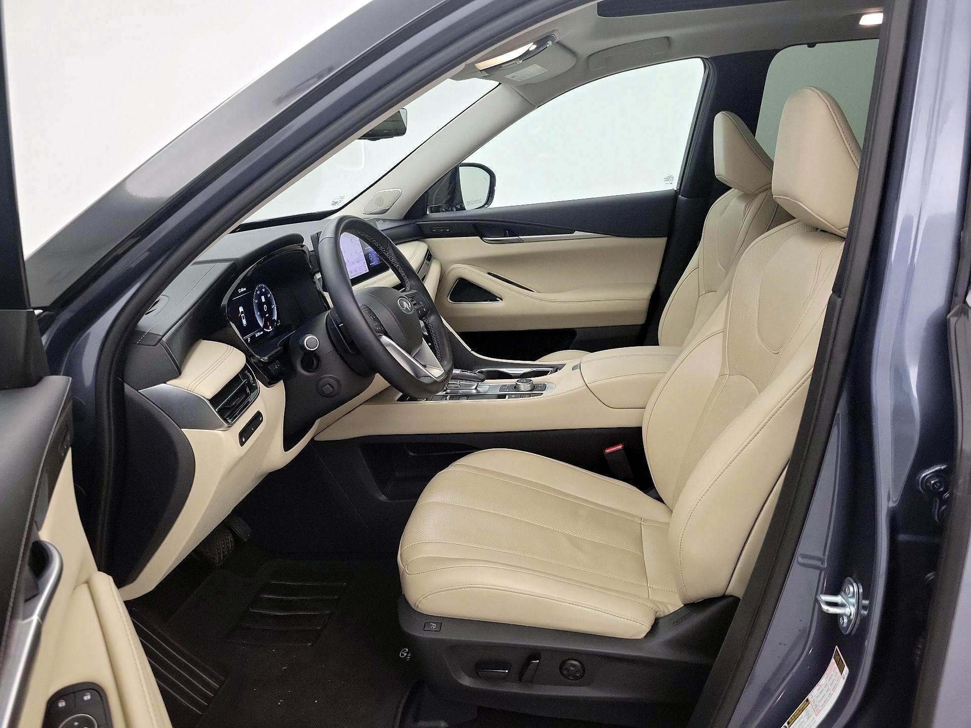 Thumbnail: 2023 INFINITI QX60 - 11