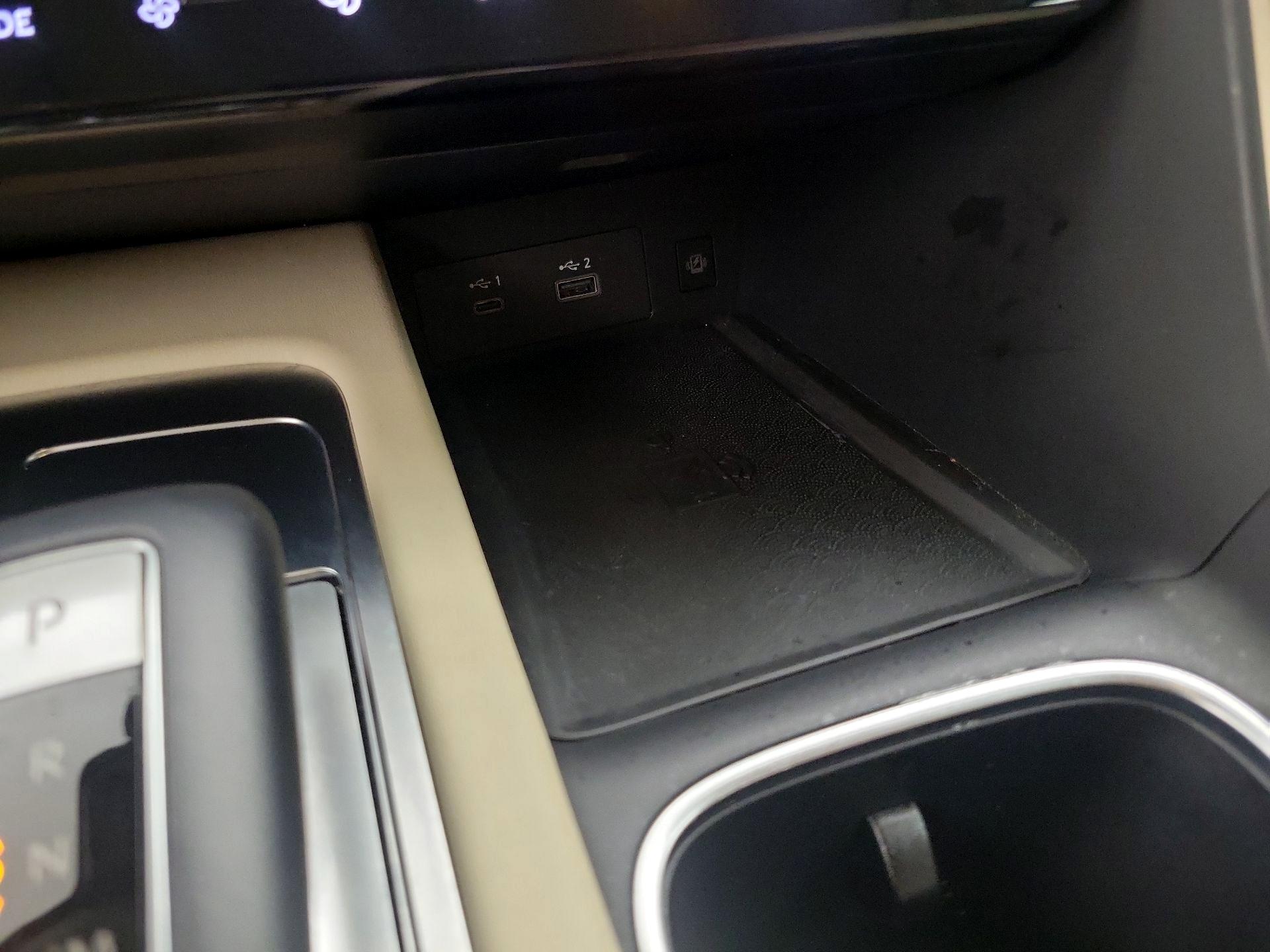 Thumbnail: 2023 INFINITI QX60 - 19