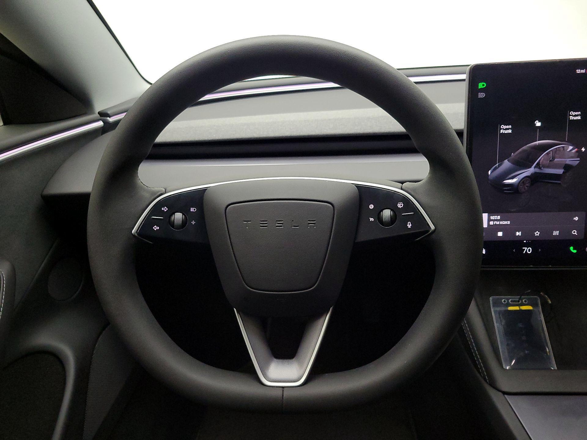 Thumbnail: 2025 Tesla Model 3 - 10