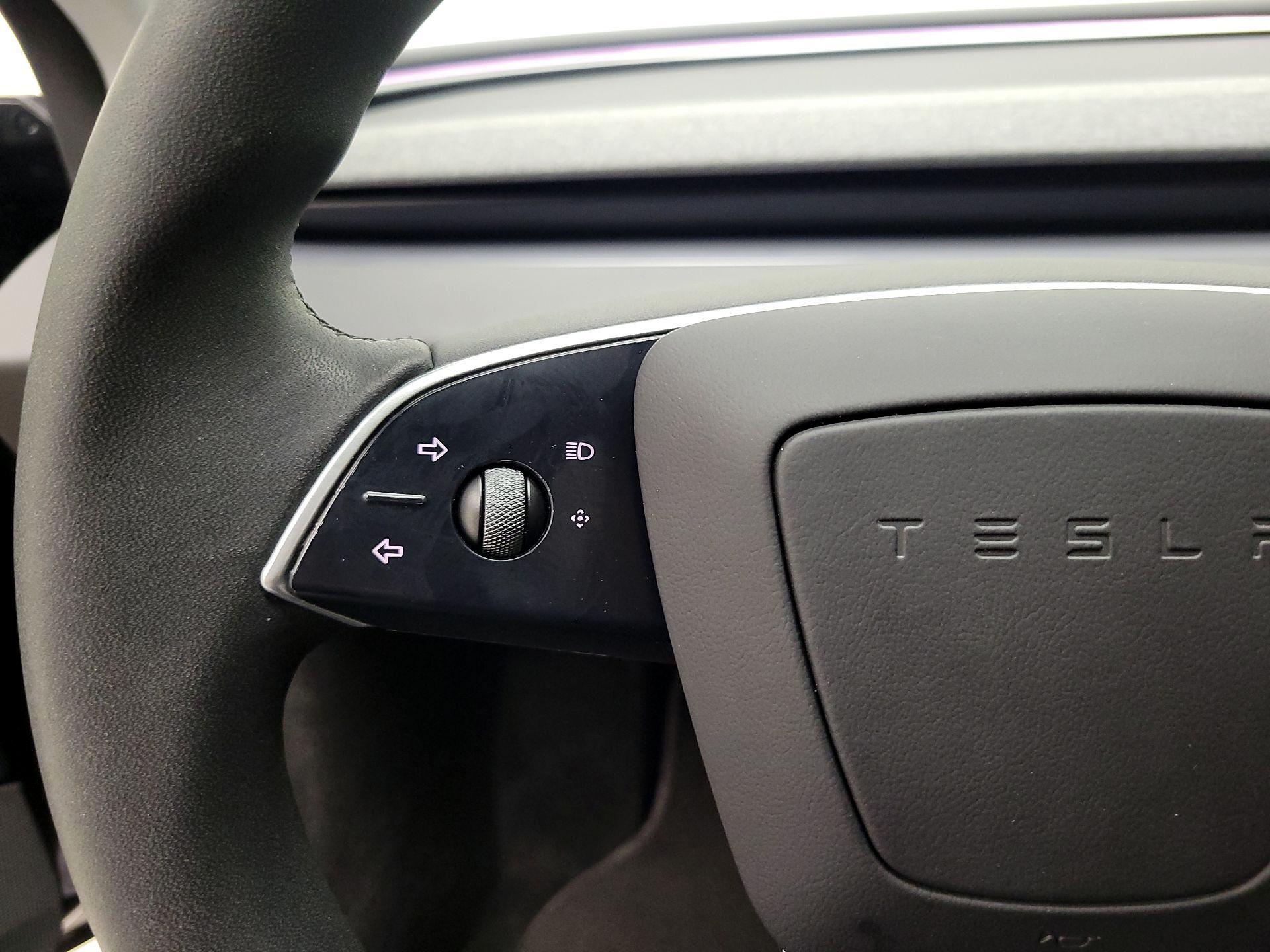 Thumbnail: 2025 Tesla Model 3 - 13