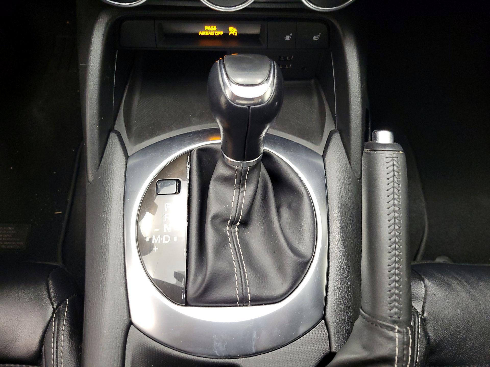 Thumbnail: 2017 Fiat 124 Spider - 18