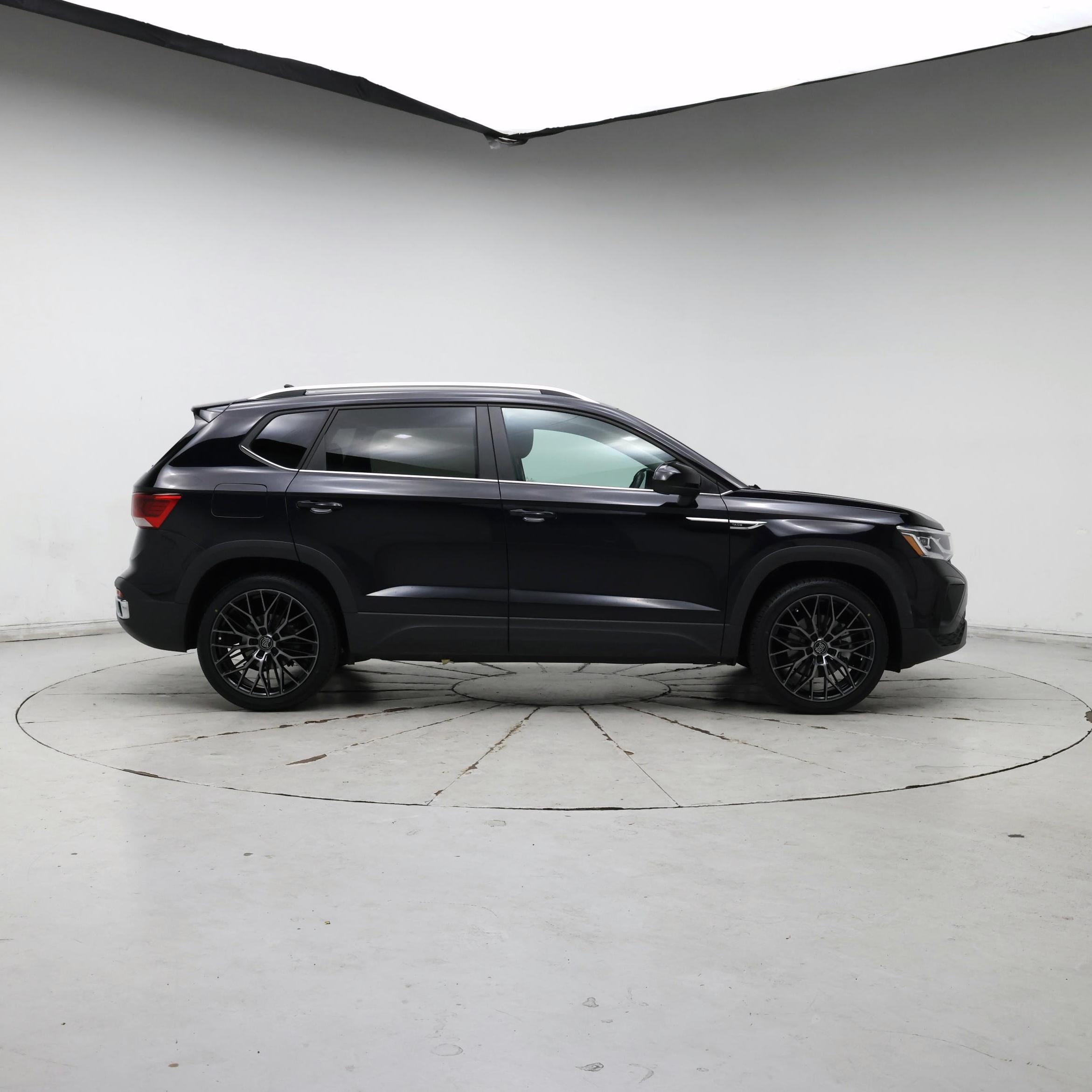 Thumbnail: 2022 Volkswagen Taos - 7