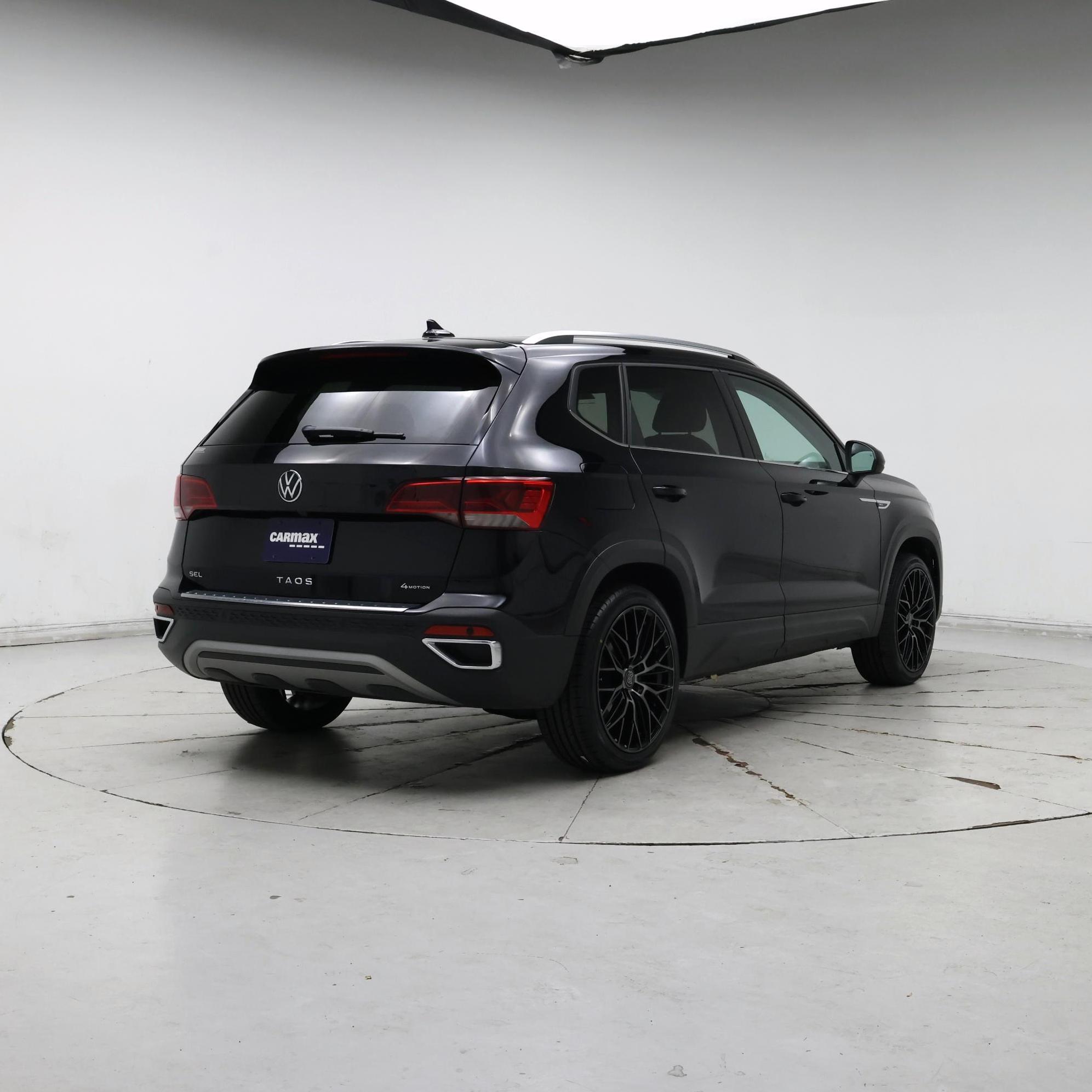 Thumbnail: 2022 Volkswagen Taos - 8