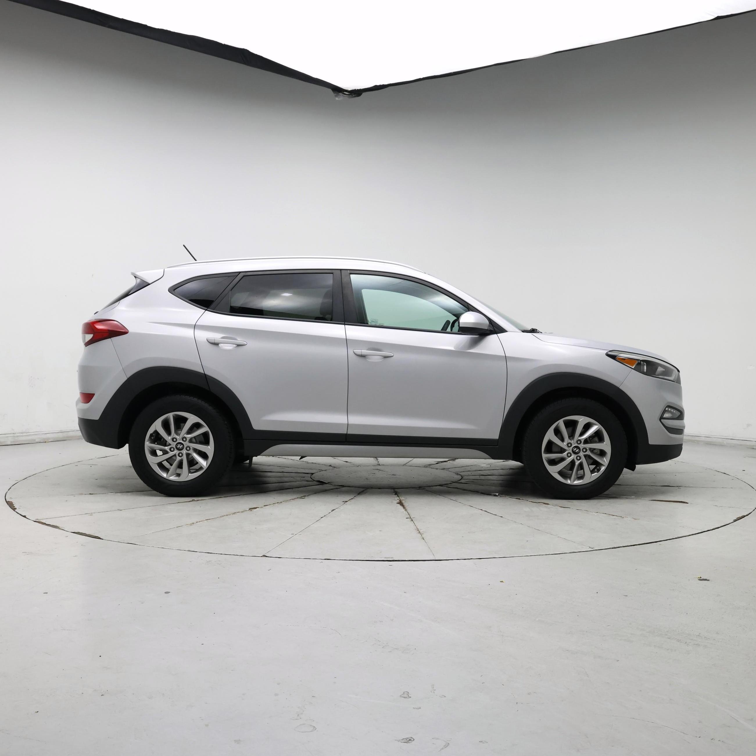 Thumbnail: 2017 Hyundai Tucson - 7