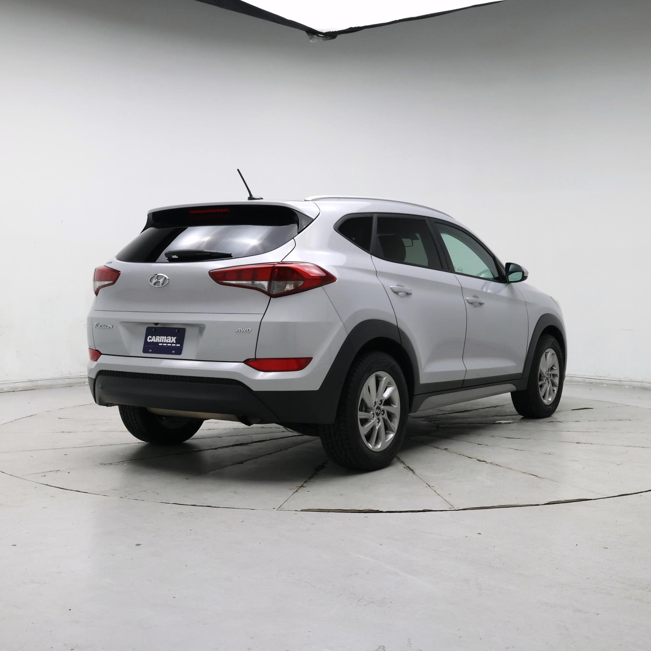 Thumbnail: 2017 Hyundai Tucson - 8