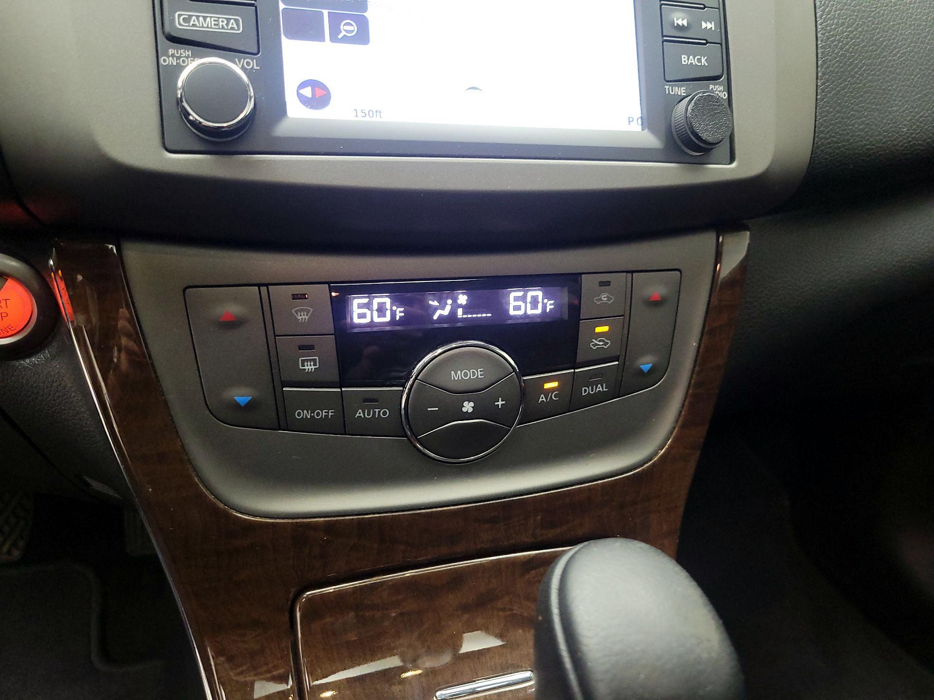 Thumbnail: 2014 Nissan Sentra - 17