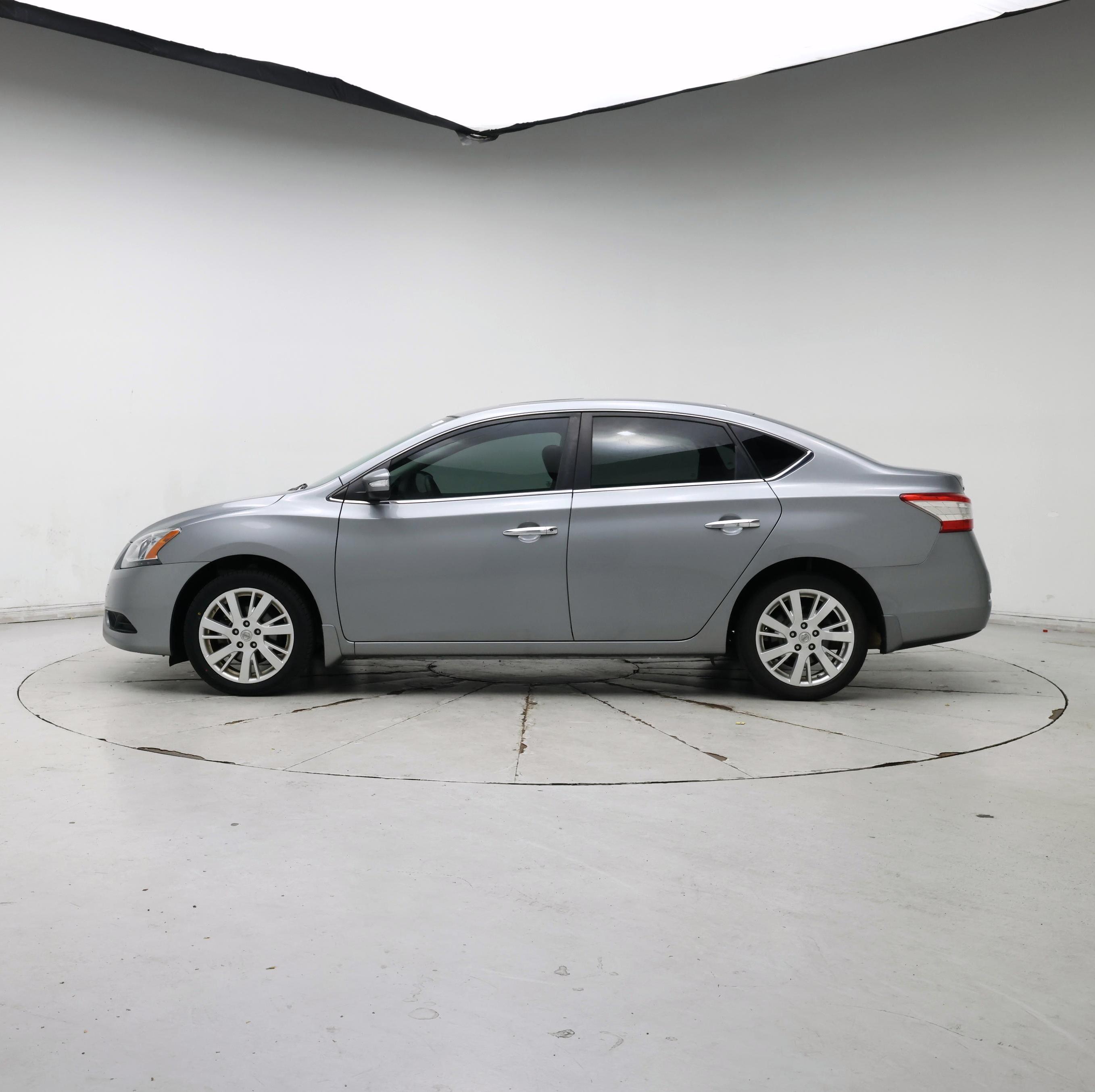 Thumbnail: 2014 Nissan Sentra - 3