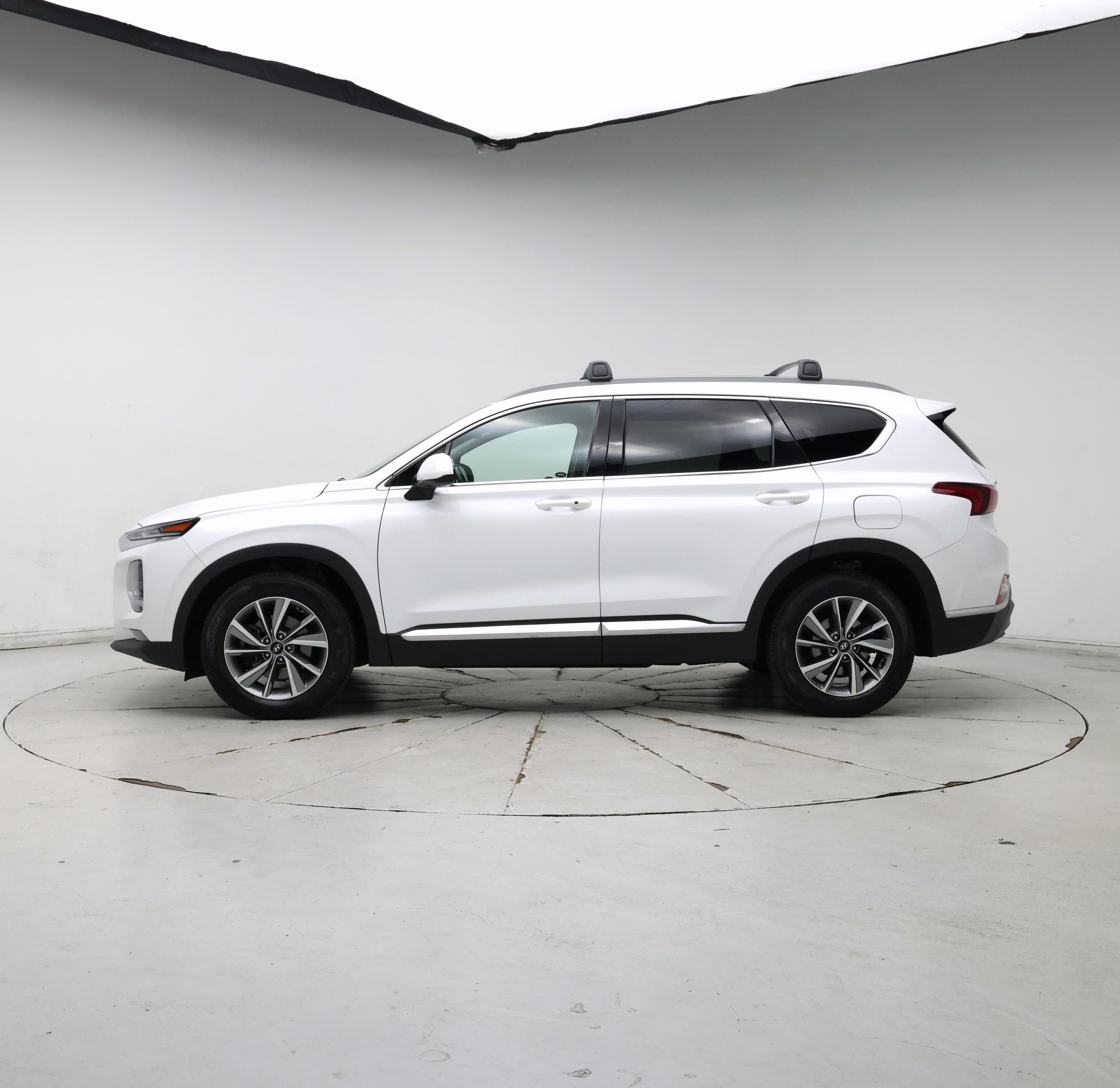 Thumbnail: 2019 Hyundai Santa Fe - 3