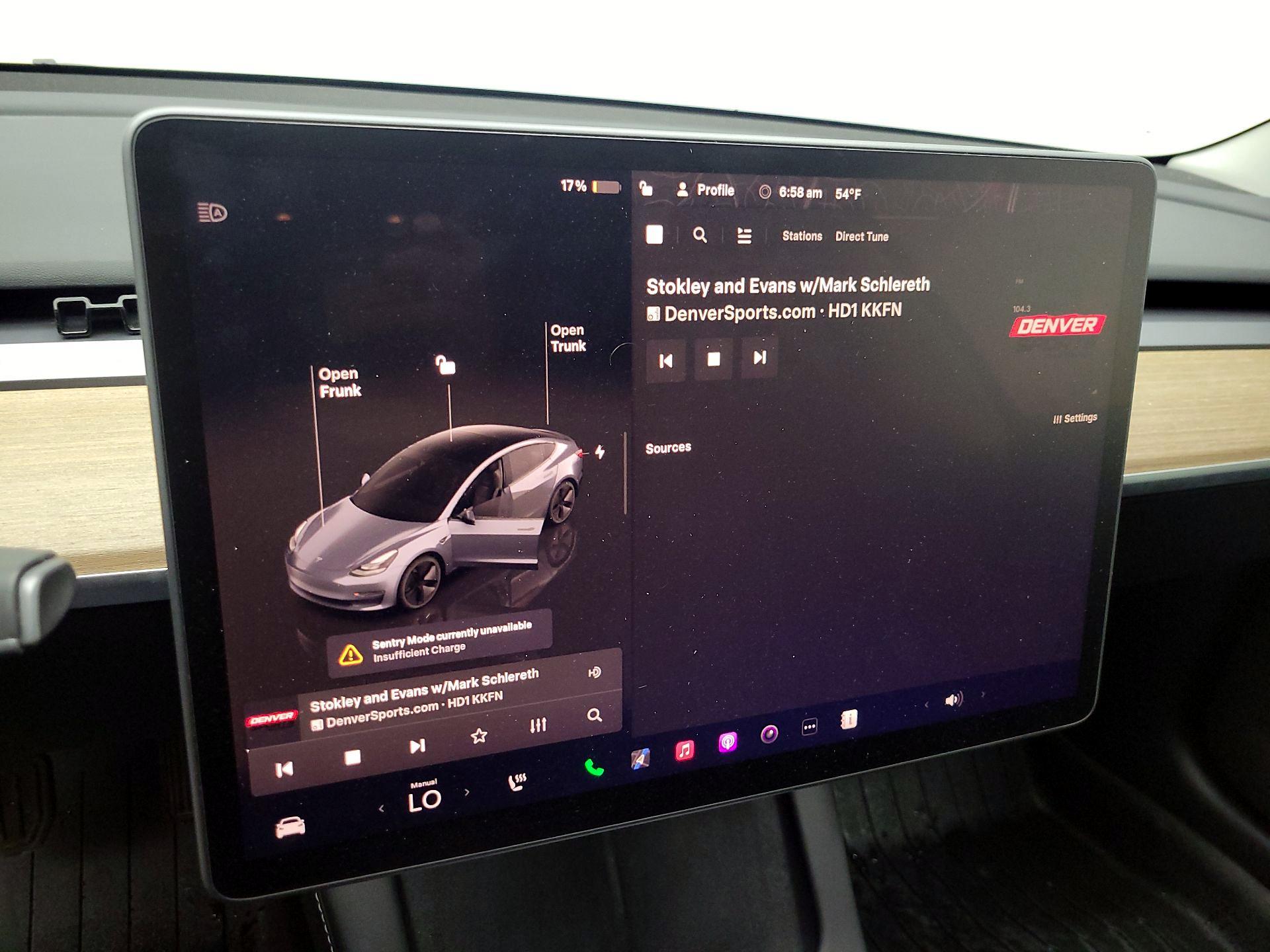 Thumbnail: 2022 Tesla Model 3 - 16