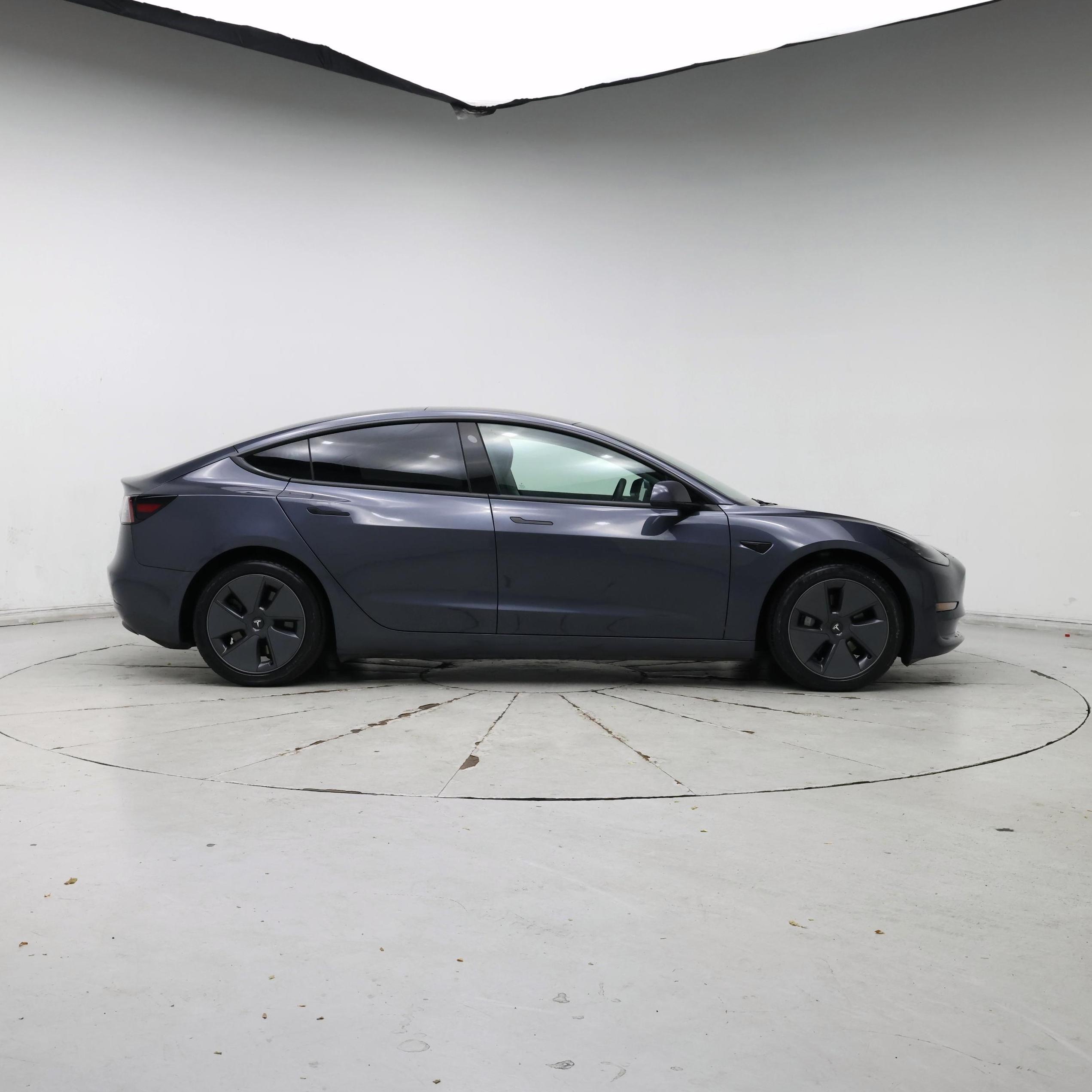 Thumbnail: 2022 Tesla Model 3 - 7