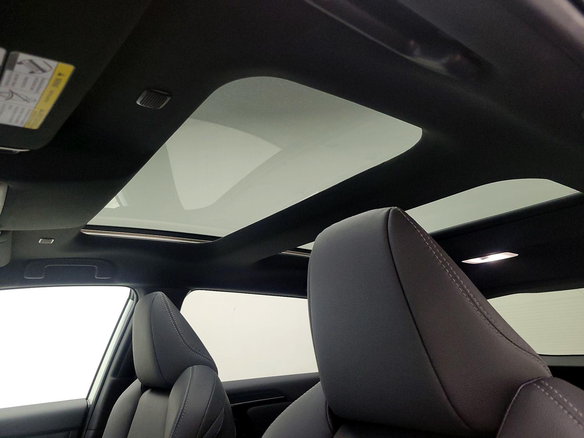 Thumbnail: 2024 Toyota bZ4X - 18