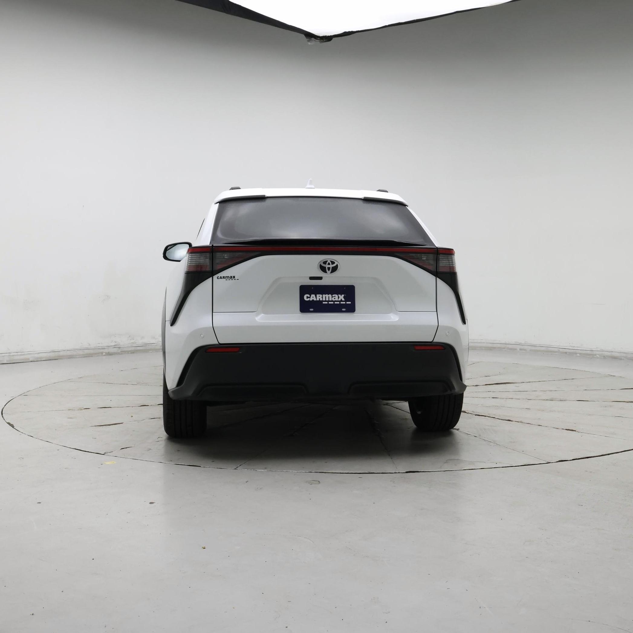 Thumbnail: 2024 Toyota bZ4X - 6