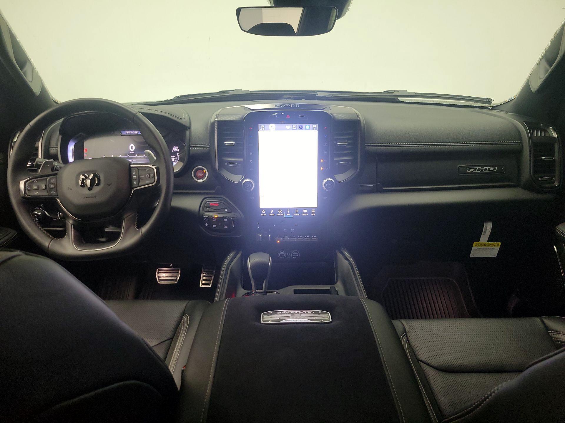 Thumbnail: 2025 RAM 1500 - 9