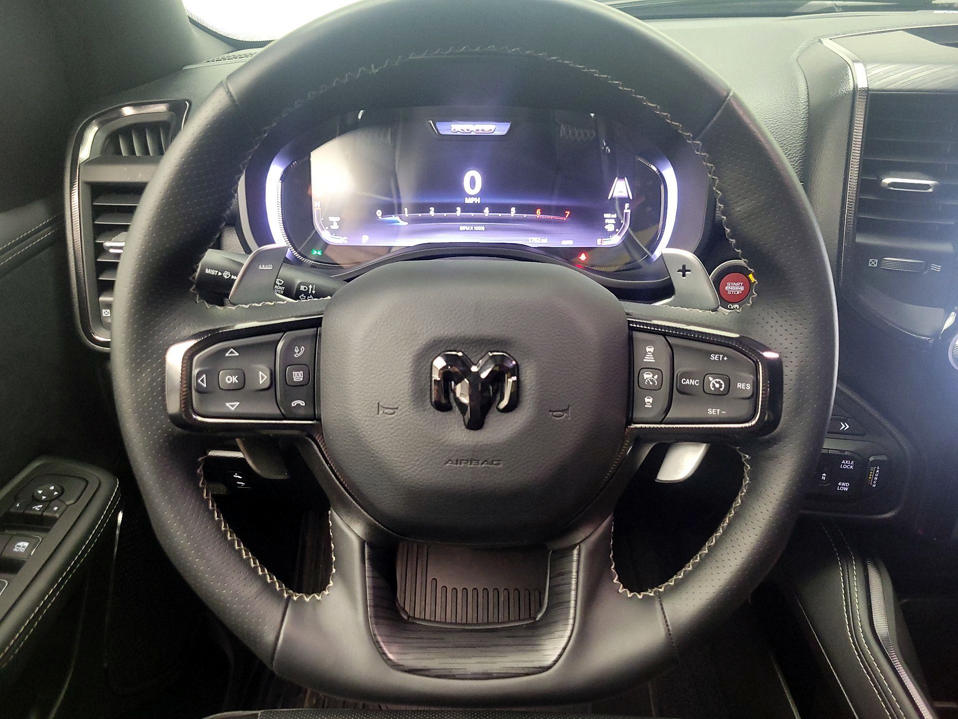 Thumbnail: 2025 RAM 1500 - 10