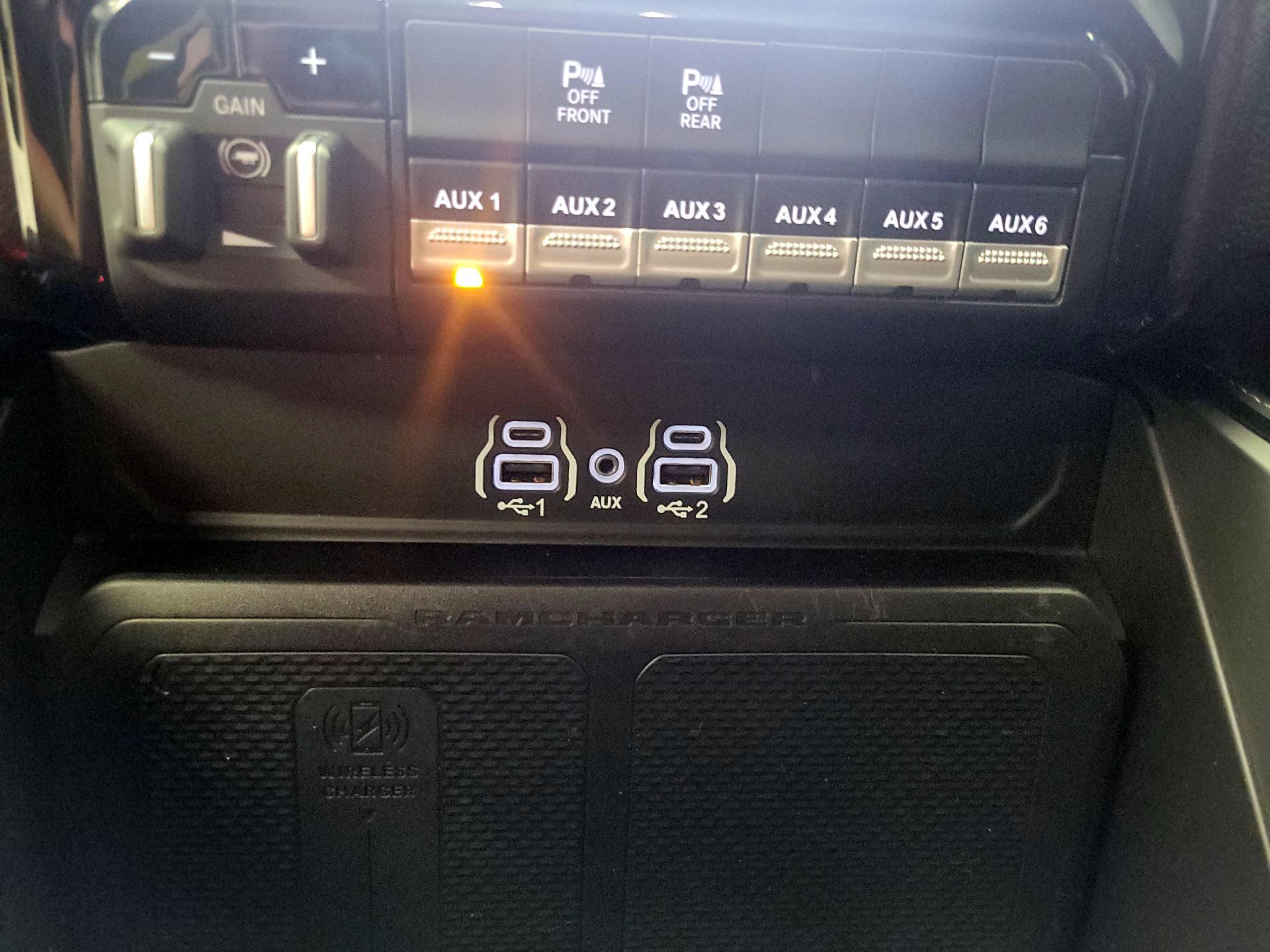 Thumbnail: 2025 RAM 1500 - 19