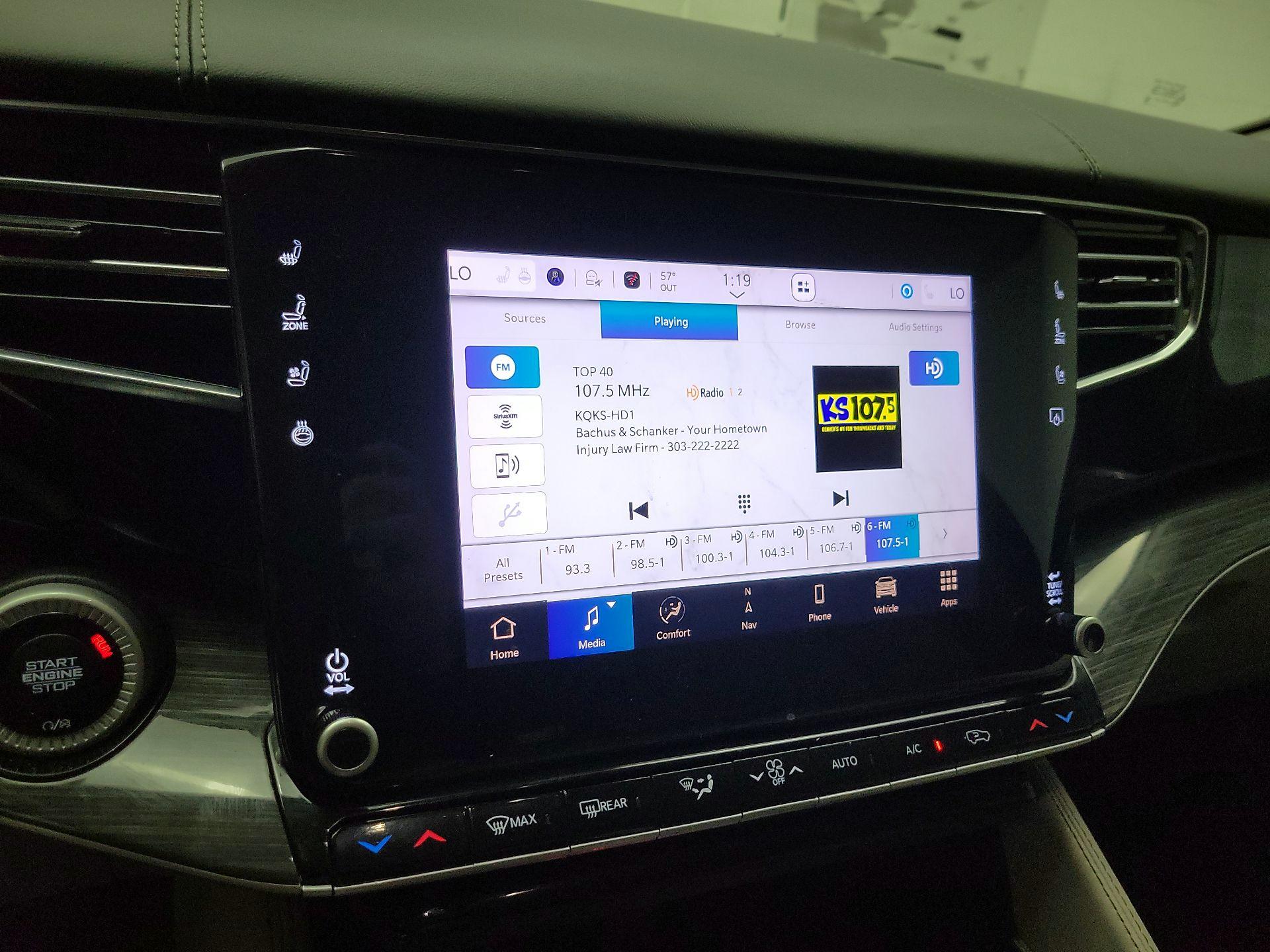 Thumbnail: 2022 Jeep Wagoneer - 14