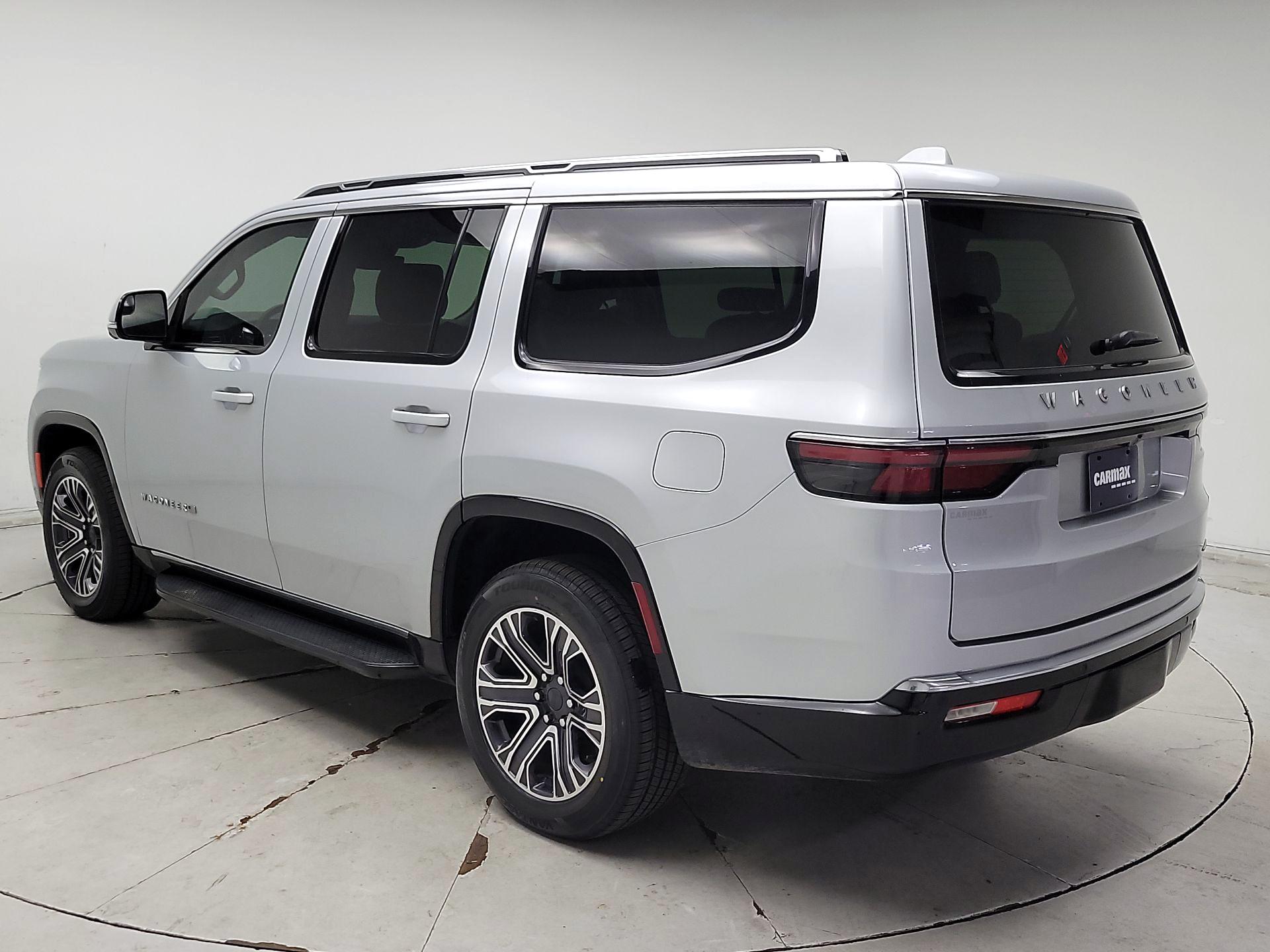 Thumbnail: 2022 Jeep Wagoneer - 7