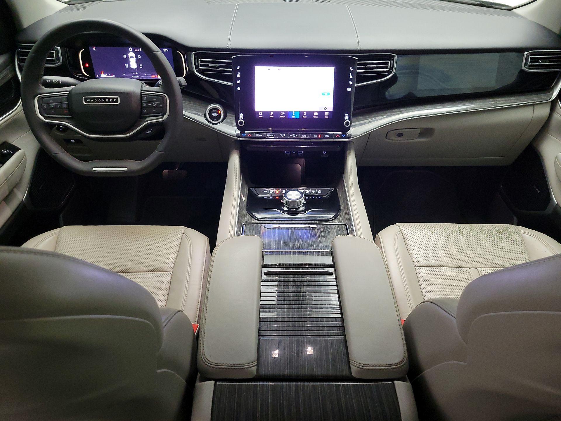 Thumbnail: 2022 Jeep Wagoneer - 8