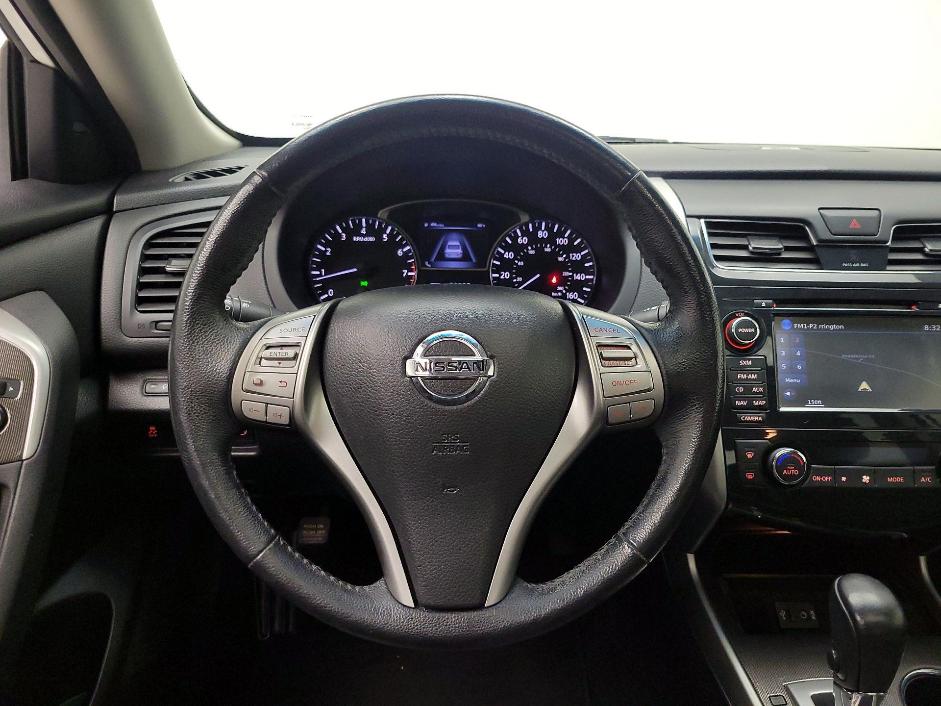 Thumbnail: 2014 Nissan Altima - 10