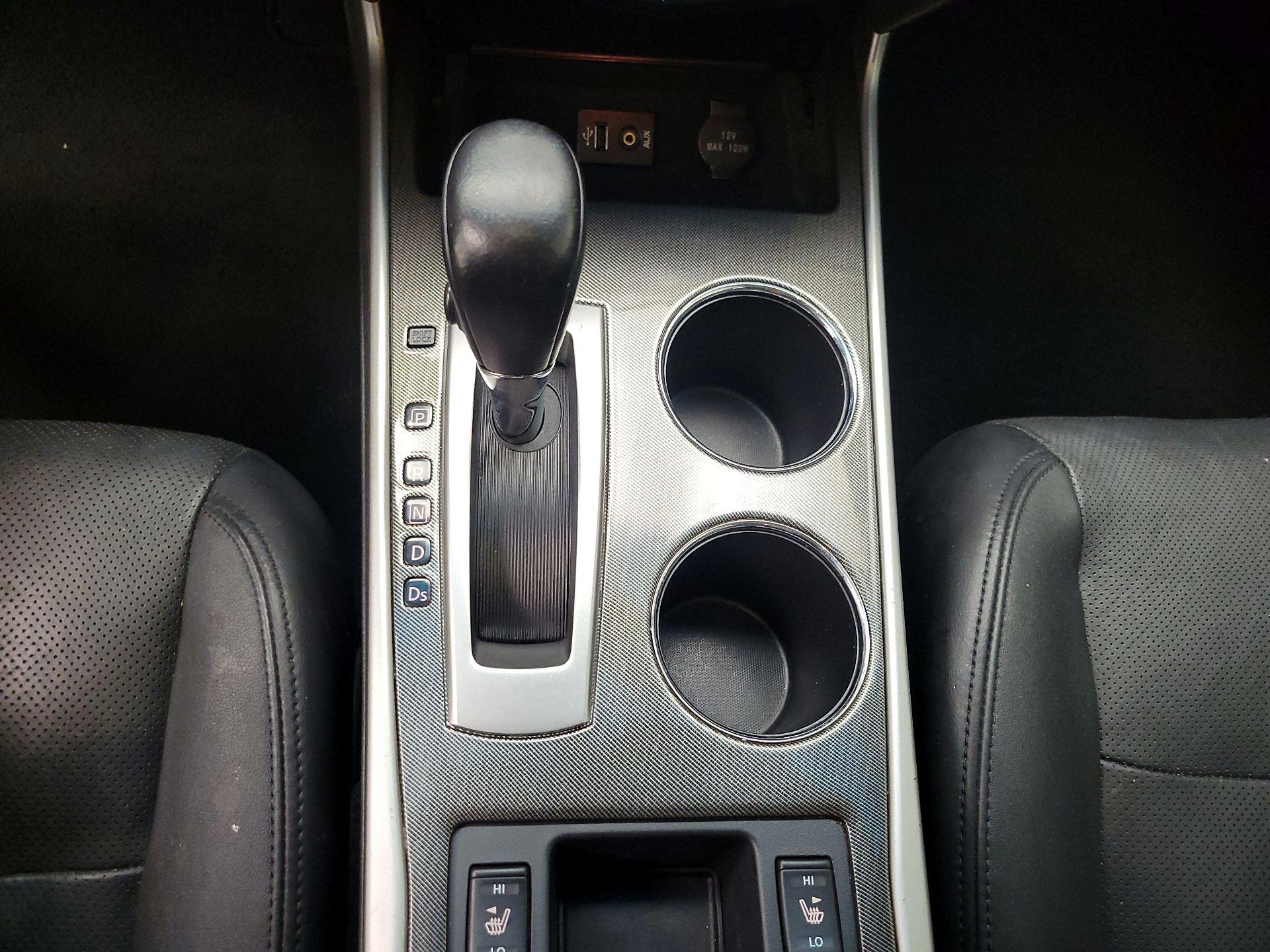 Thumbnail: 2014 Nissan Altima - 18