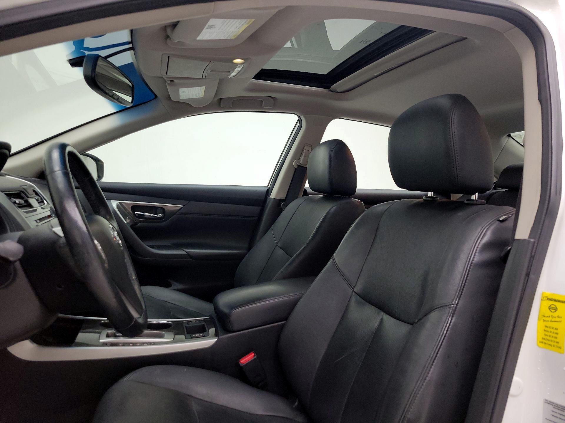 Thumbnail: 2014 Nissan Altima - 20