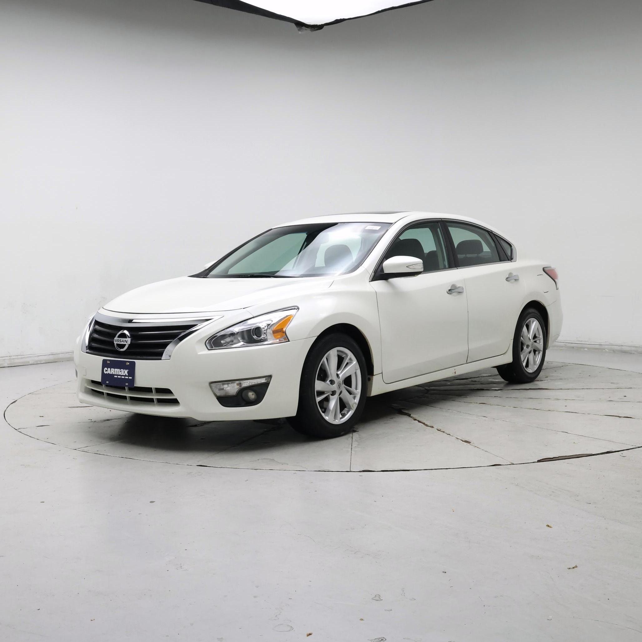 Thumbnail: 2014 Nissan Altima - 4