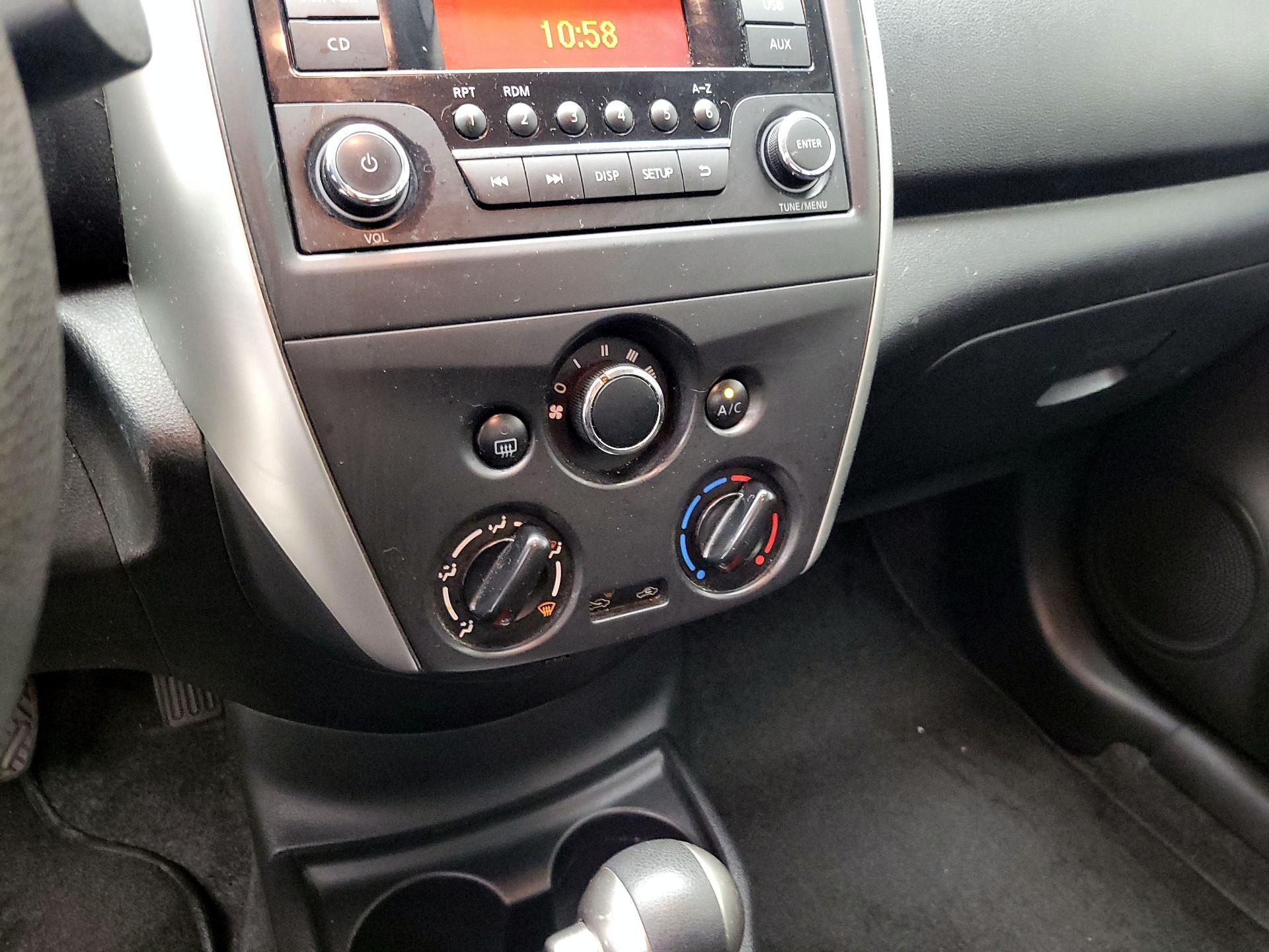 Thumbnail: 2016 Nissan Versa - 15