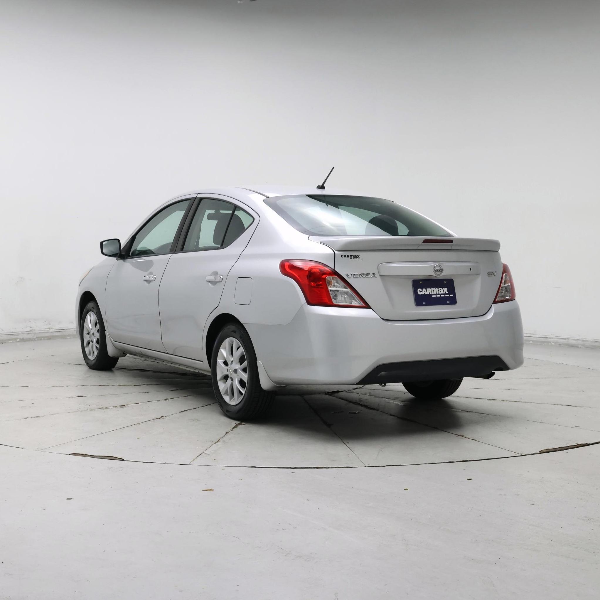 Thumbnail: 2016 Nissan Versa - 2