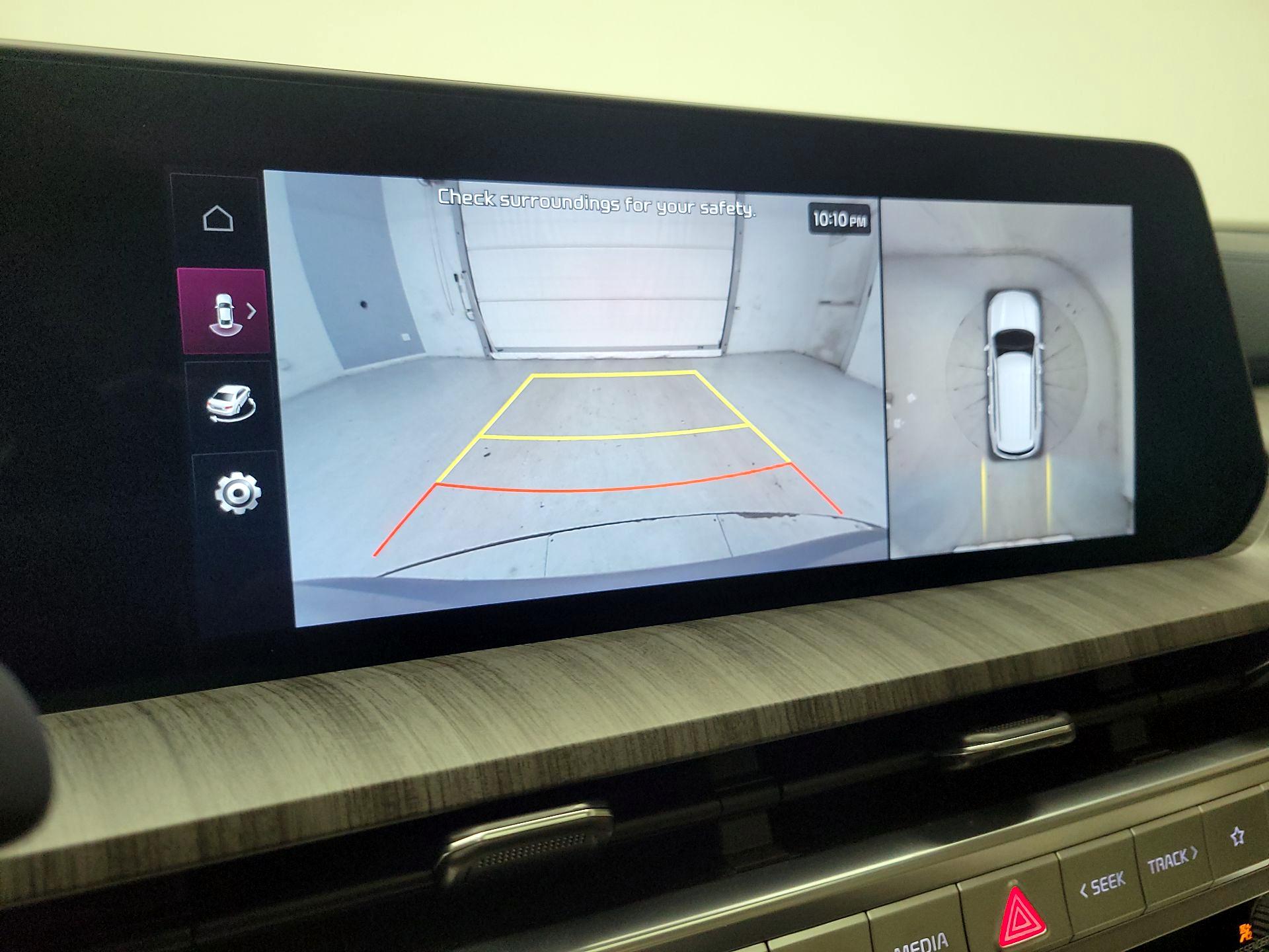 Thumbnail: 2024 Kia Telluride - 15